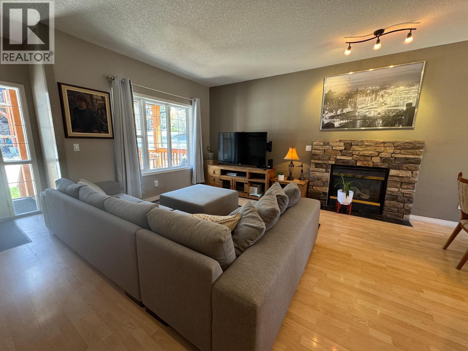 7311 COPPERHORN Drive - 12
