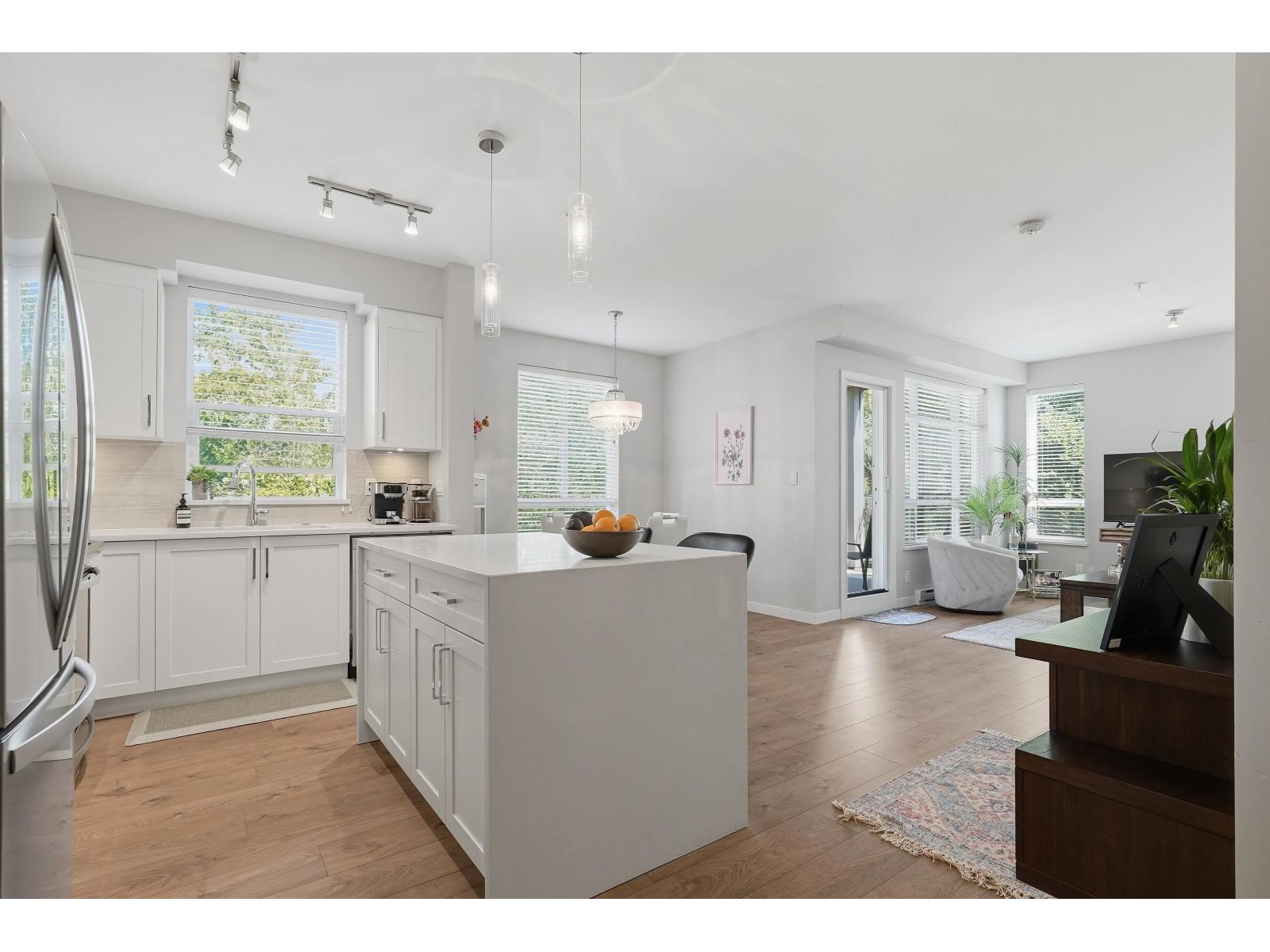 D206 20211 66 AVENUE, Langley