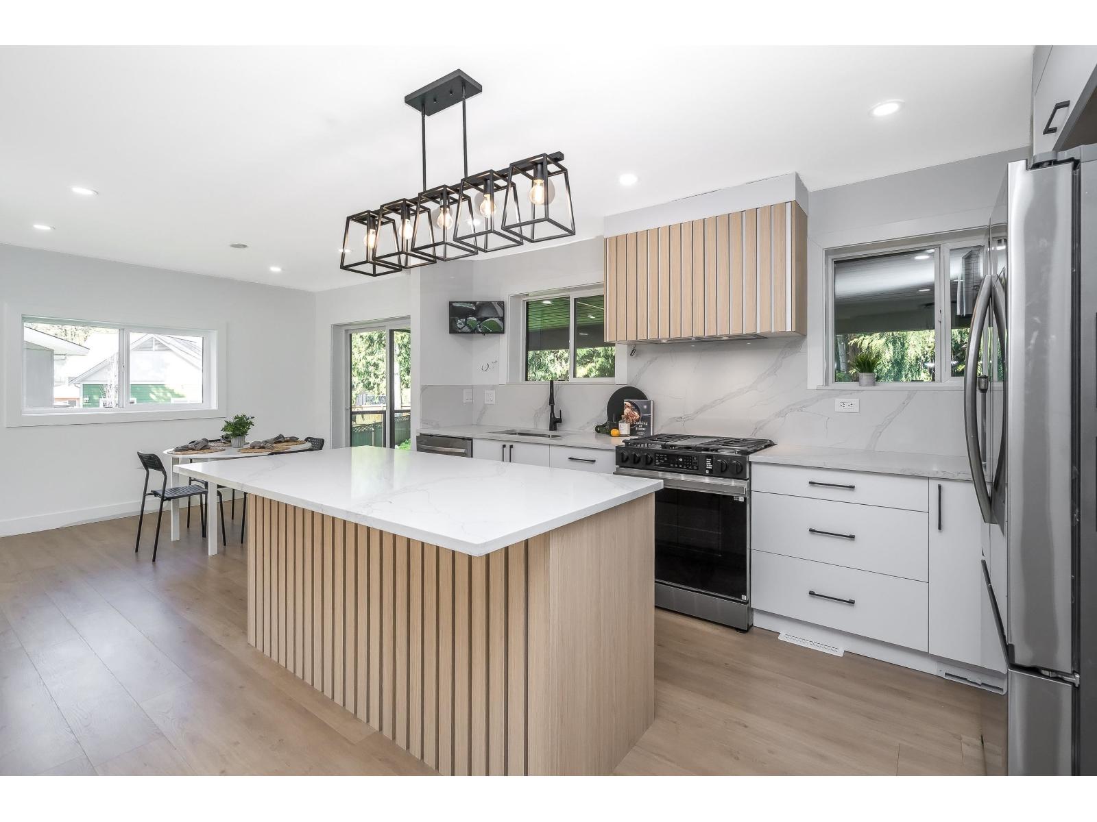 19895 38B AVENUE, Langley