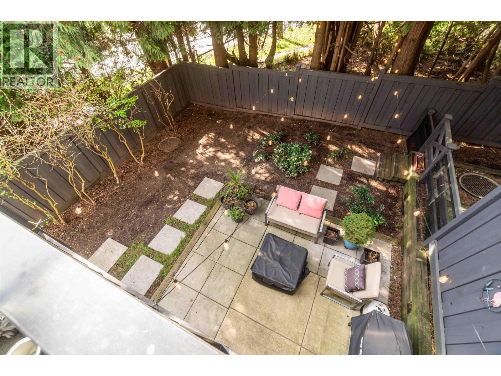 87 688 EDGAR AVENUE, Coquitlam