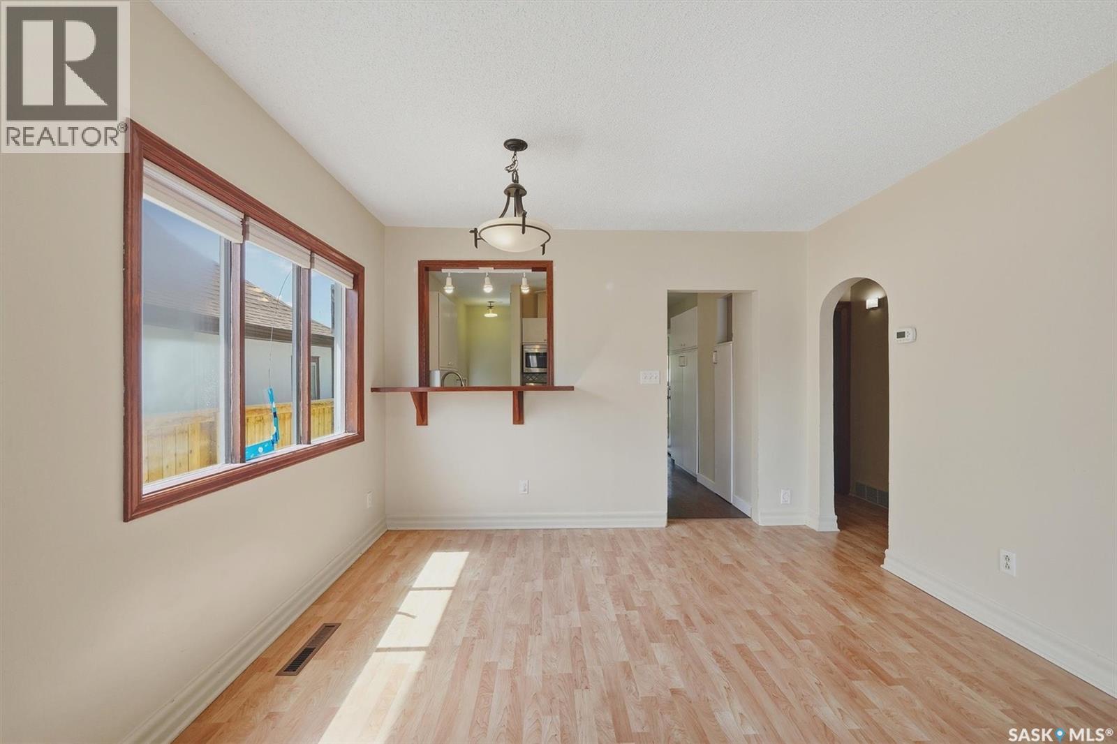 217 M AVENUE N - 9