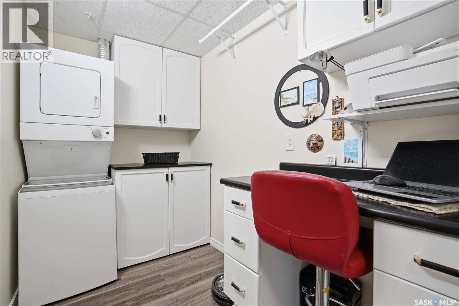 #432 325 Keevil CRESCENT - 21