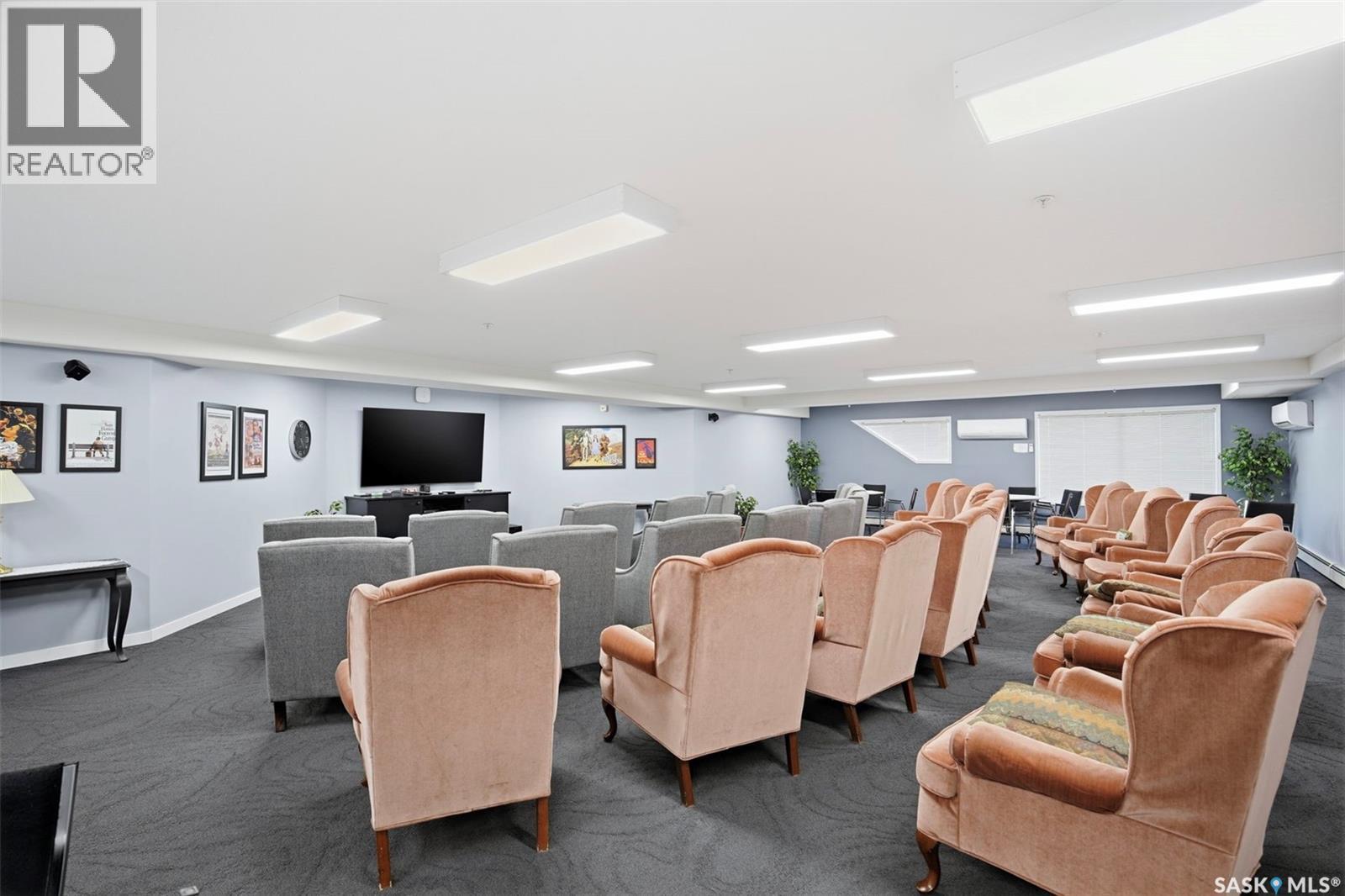 #432 325 Keevil CRESCENT - 24