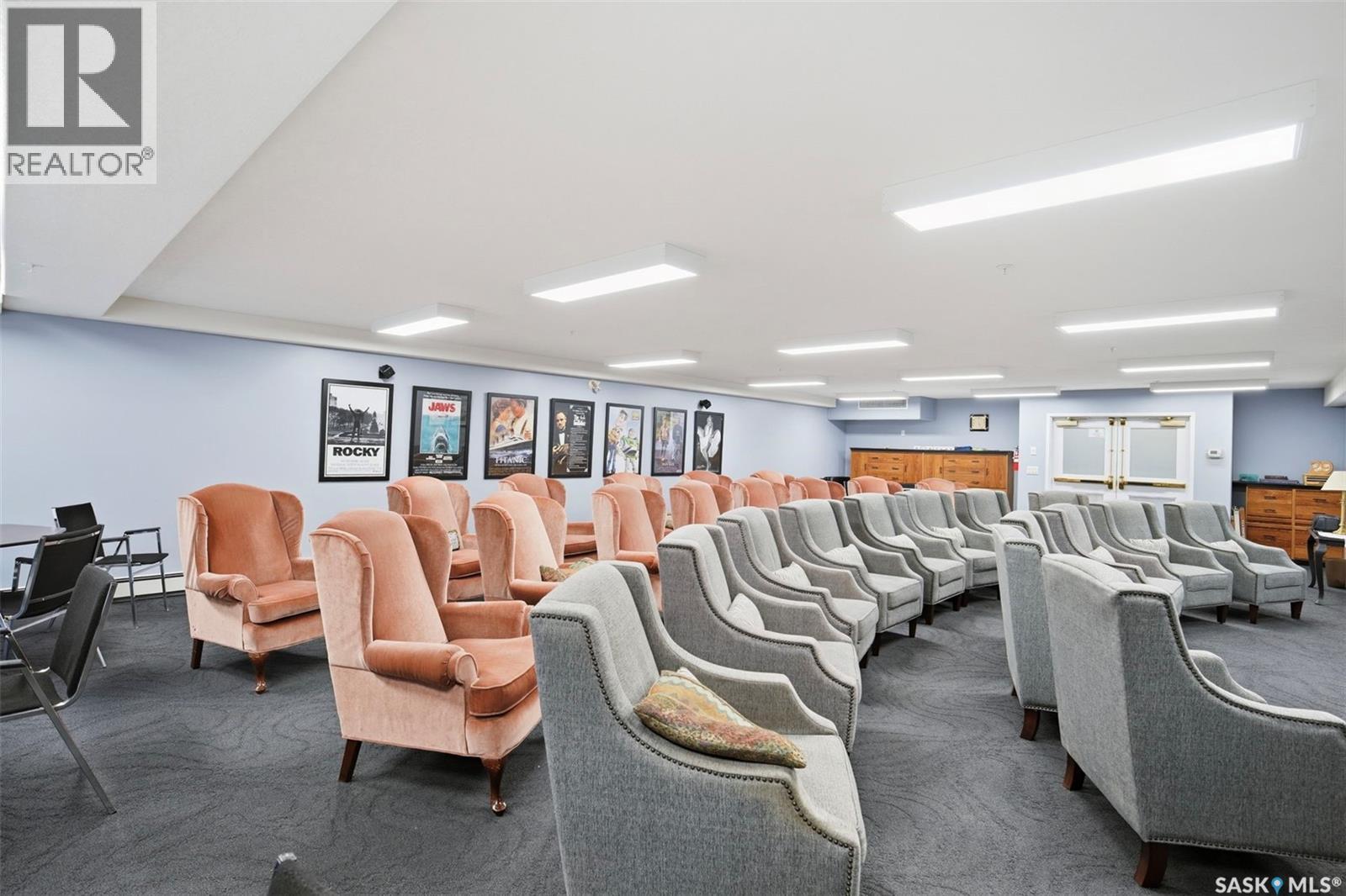 #432 325 Keevil CRESCENT - 25