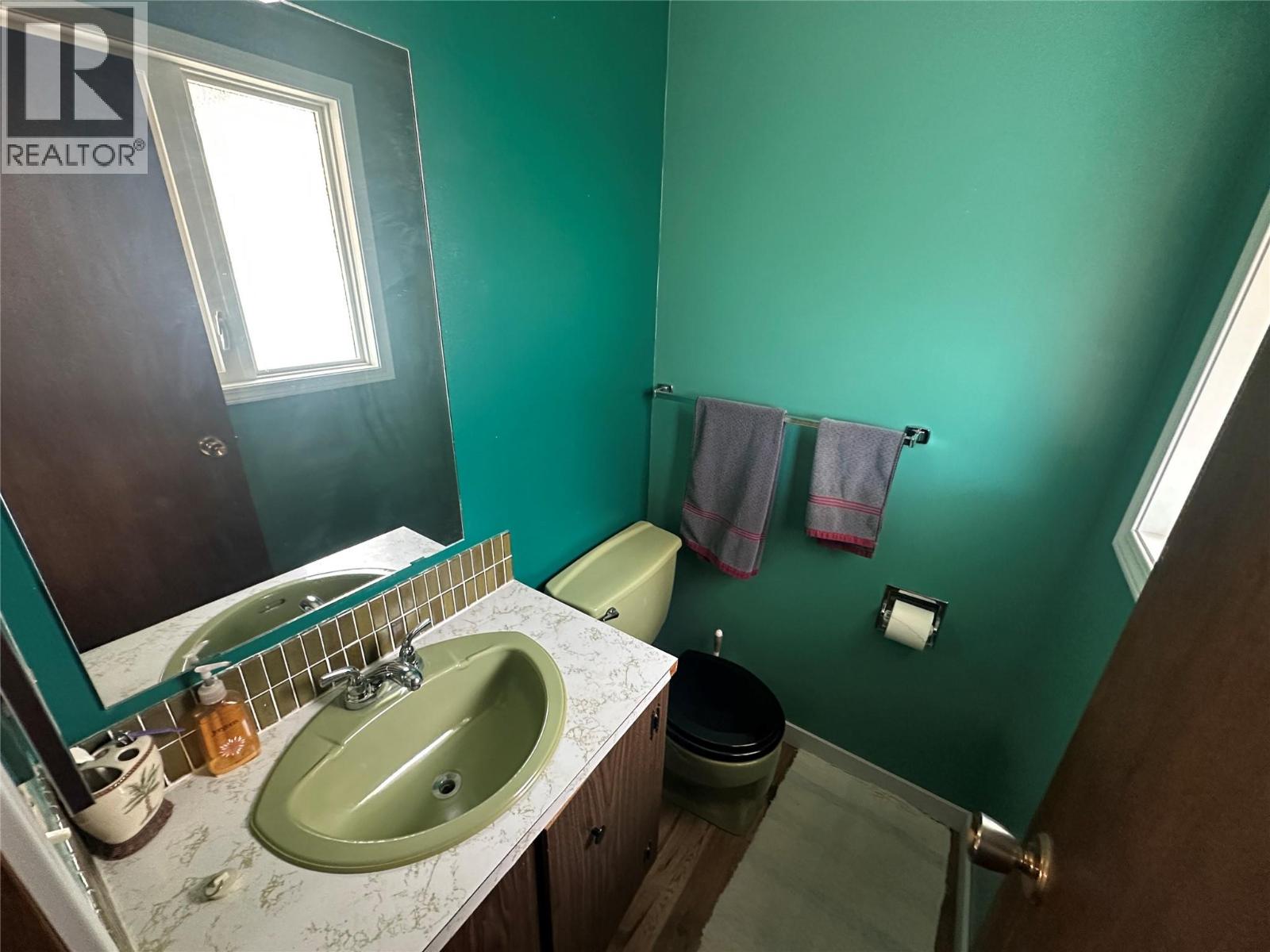 1625 113 Avenue - 8