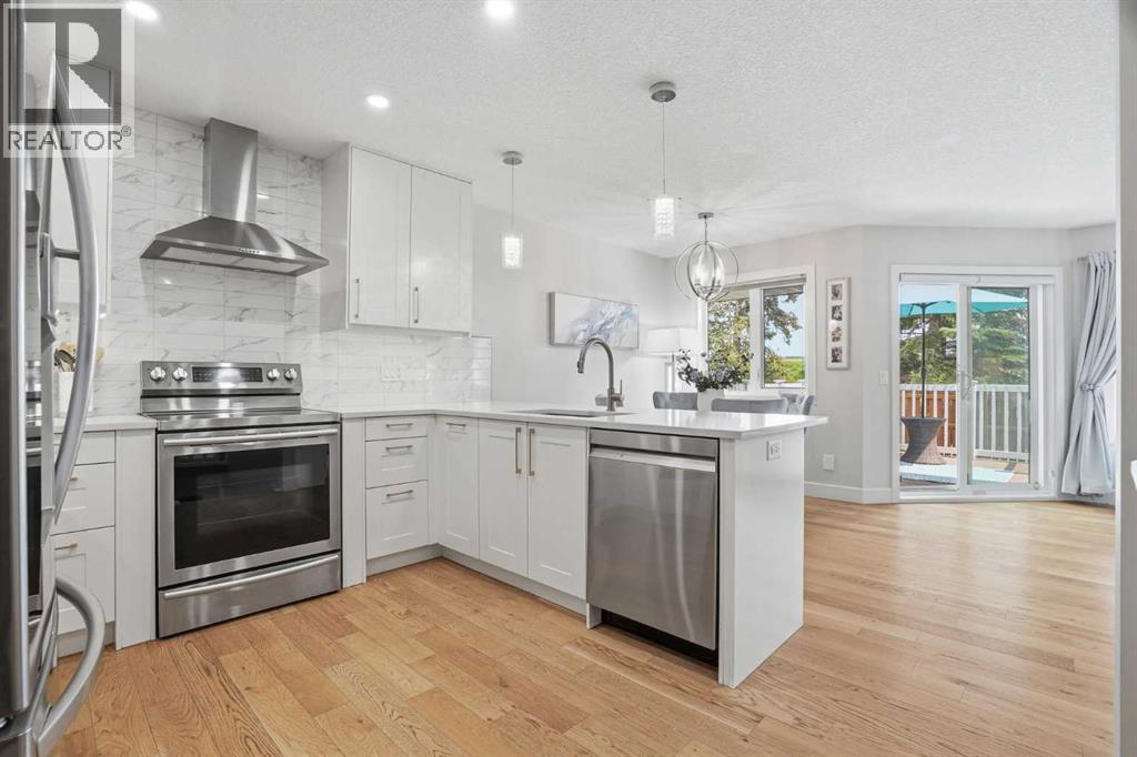 44 Vandoos Gardens NW - 10