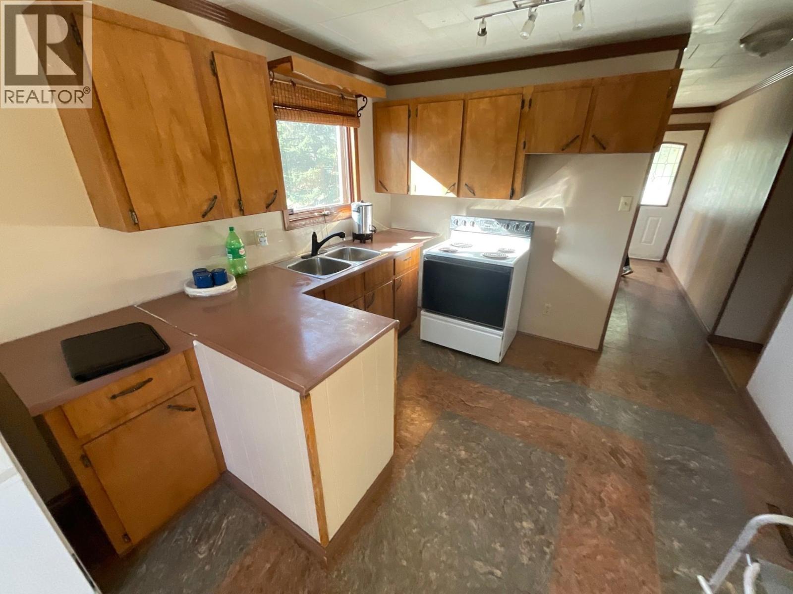 13235 LAKESHORE DRIVE - 7