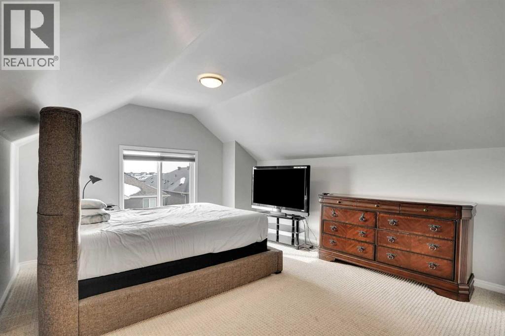 148 Savanna Close NE - 31