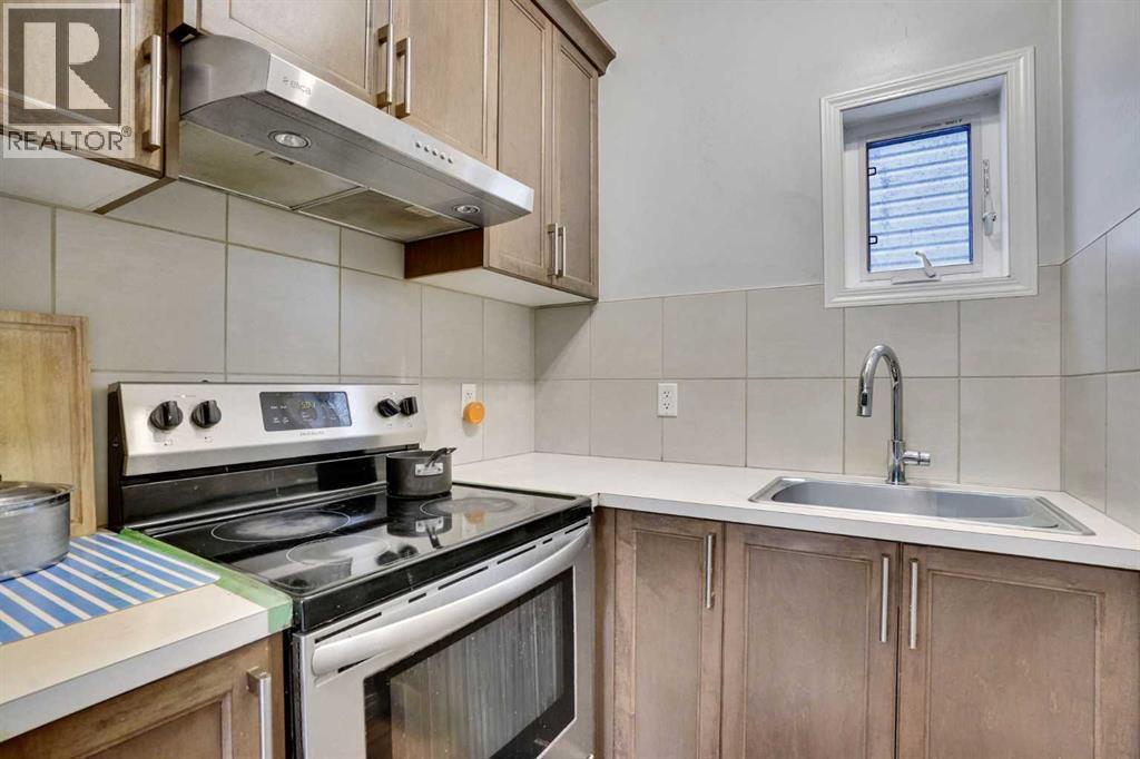 148 Savanna Close NE - 14
