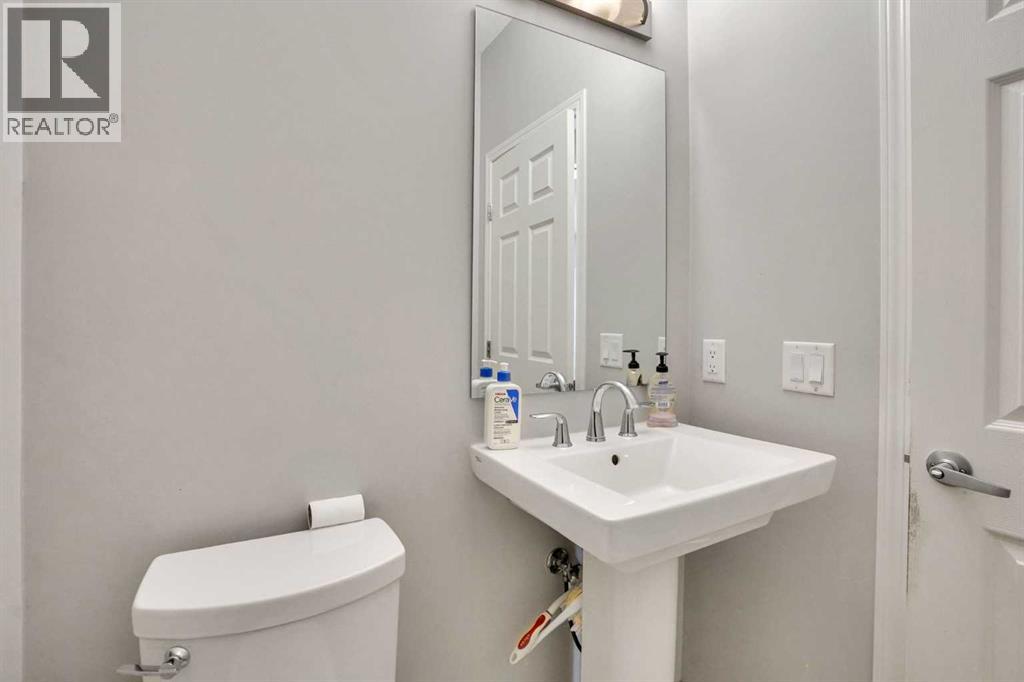 148 Savanna Close NE - 6