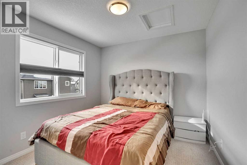 148 Savanna Close NE - 29