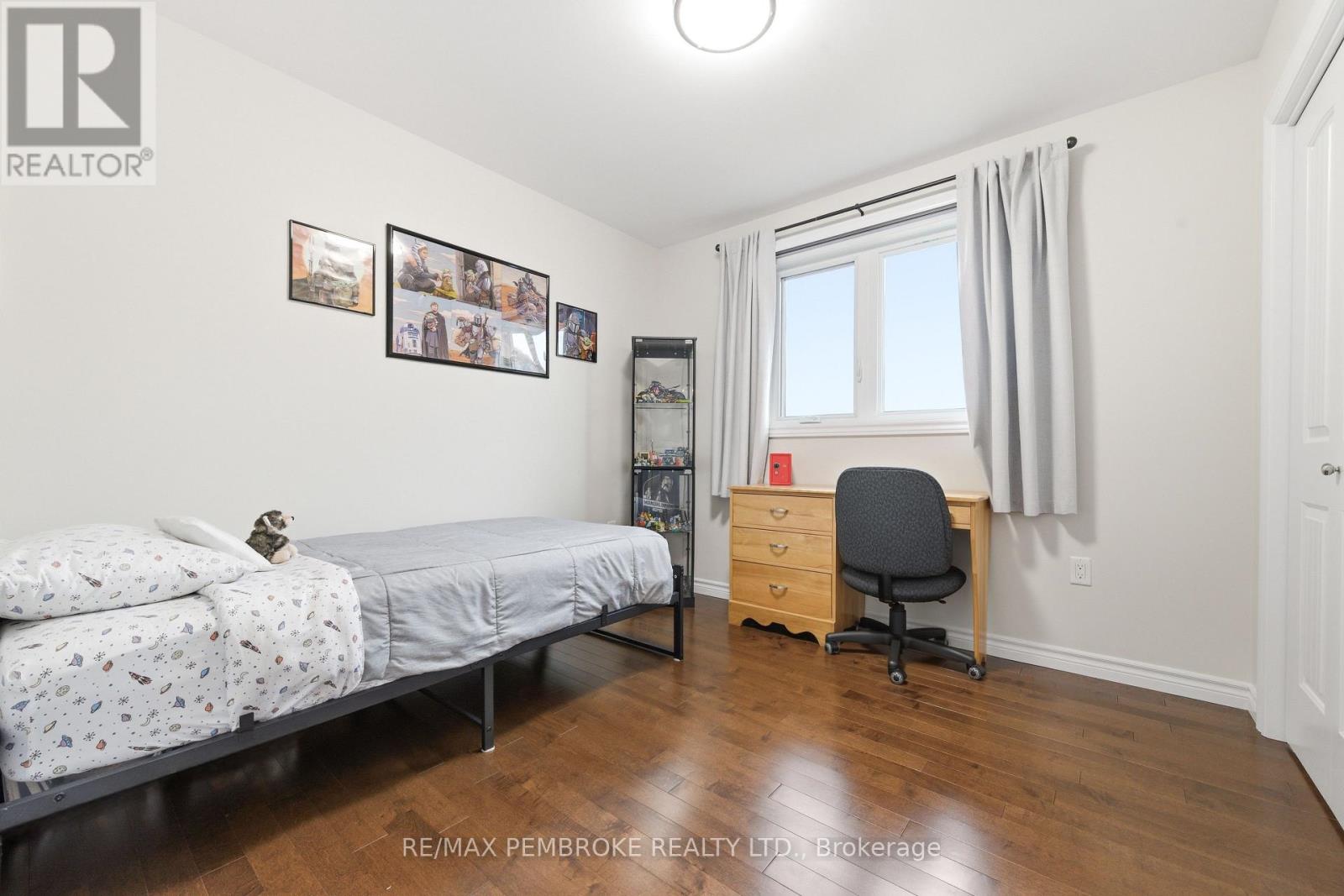 3 NILE STREET - 14
