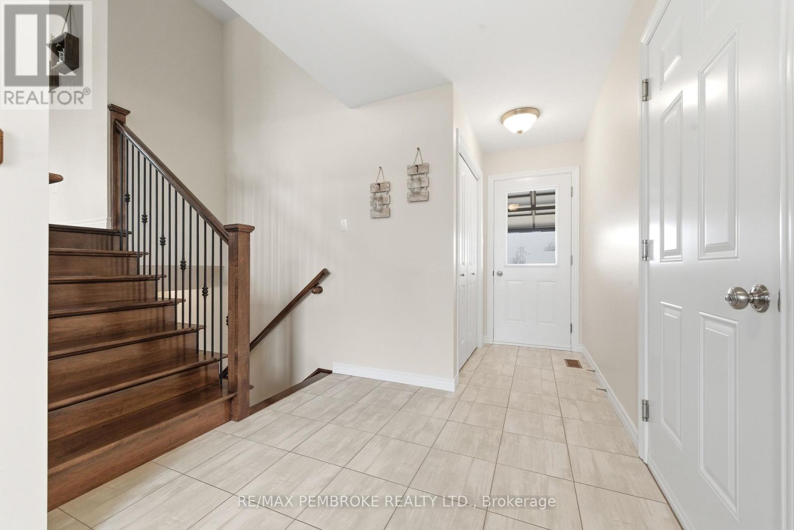 3 NILE STREET - 5