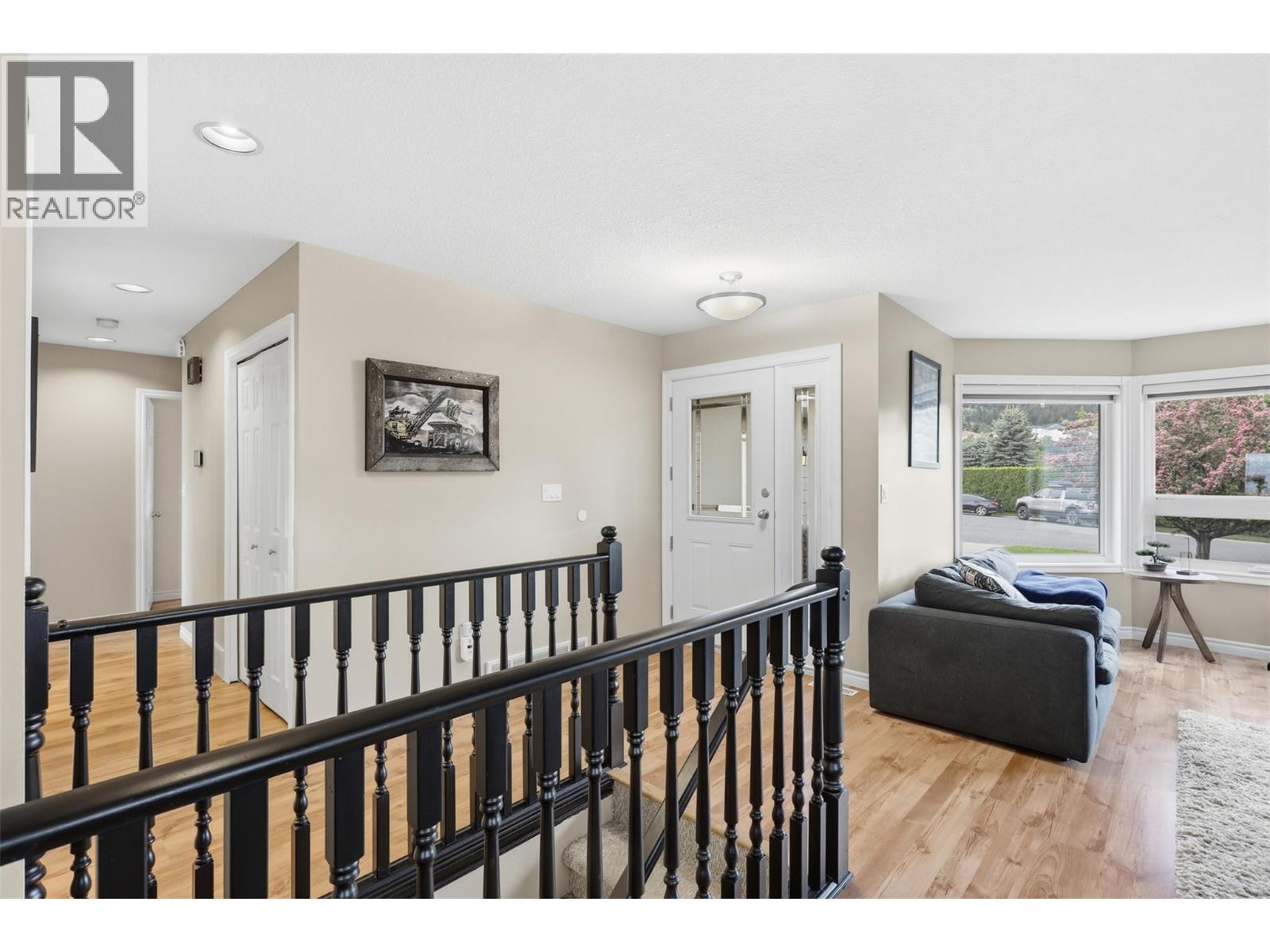 977 GARYMEDE Court - 10