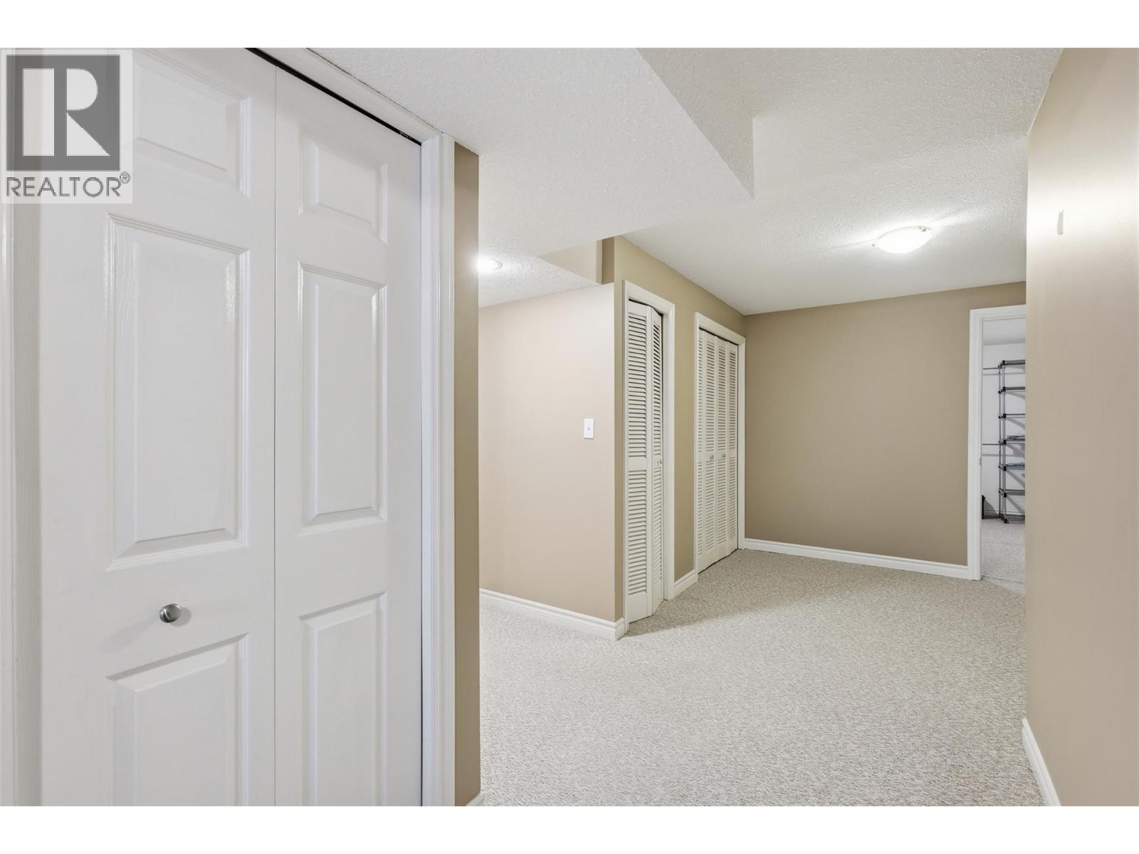 977 GARYMEDE Court - 47