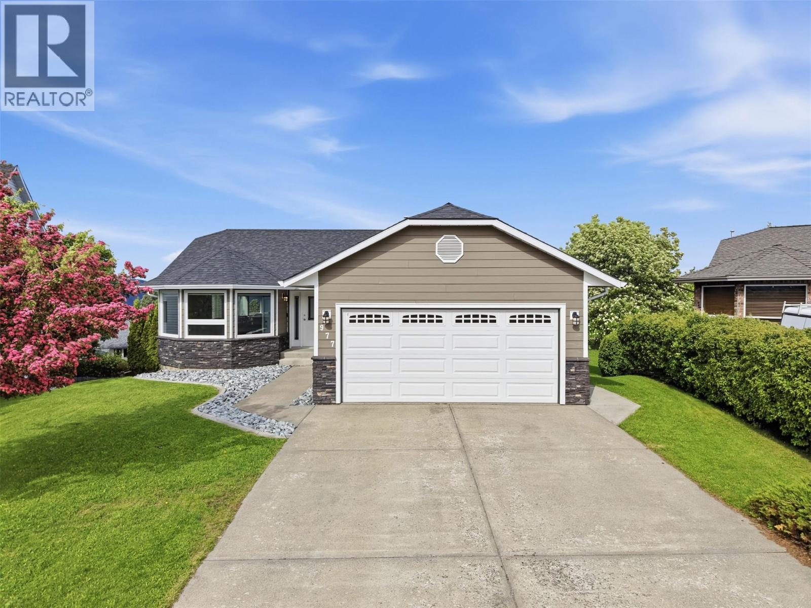977 GARYMEDE Court - 1
