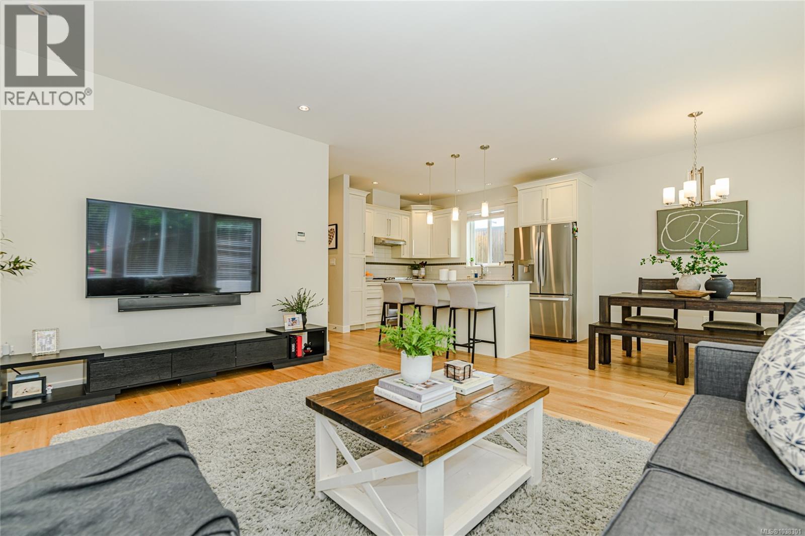 2922 Burlington Cres - 5