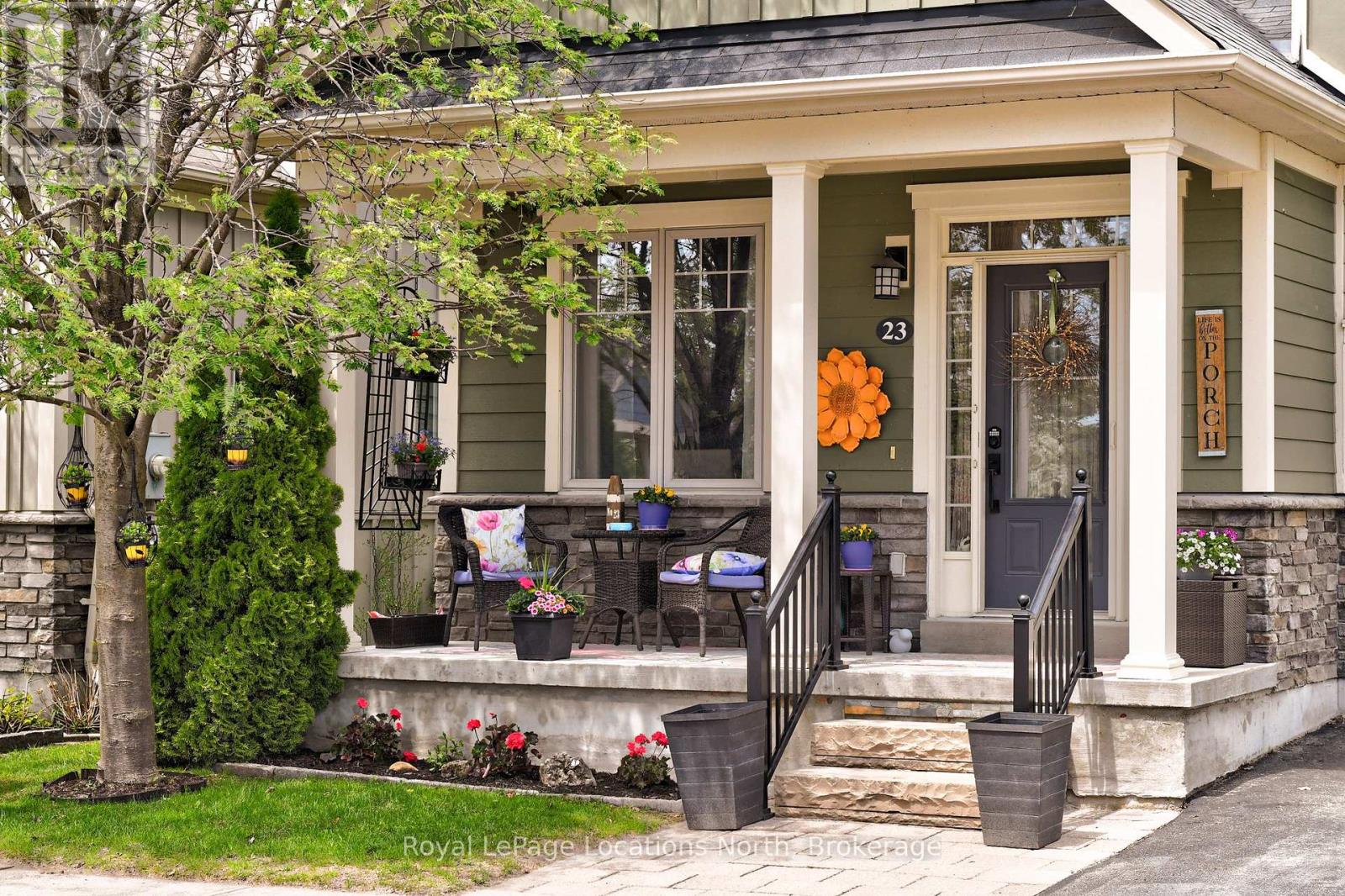 23 COVINGTON BLUE CRESCENT - 1