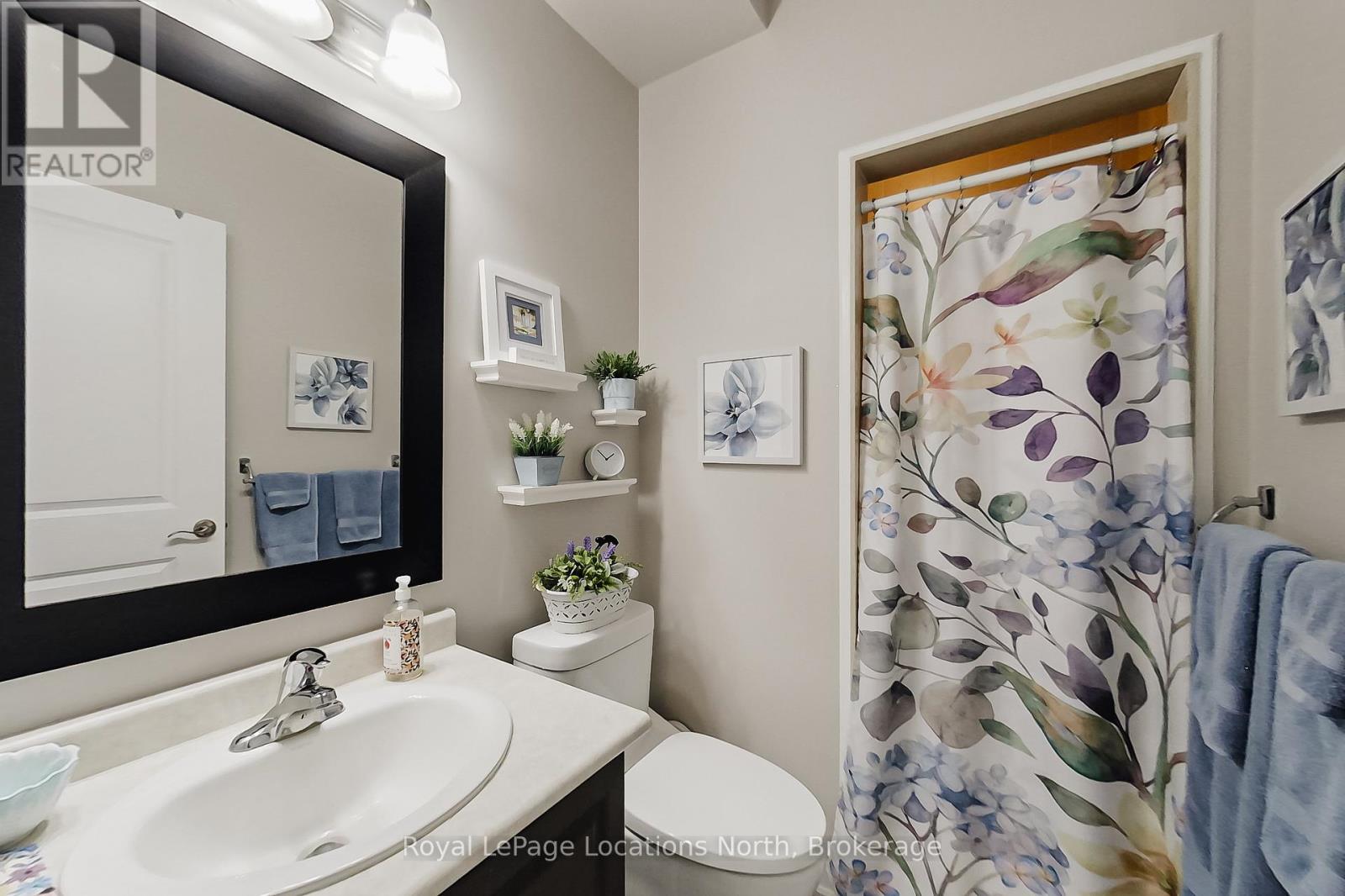 23 COVINGTON BLUE CRESCENT - 17