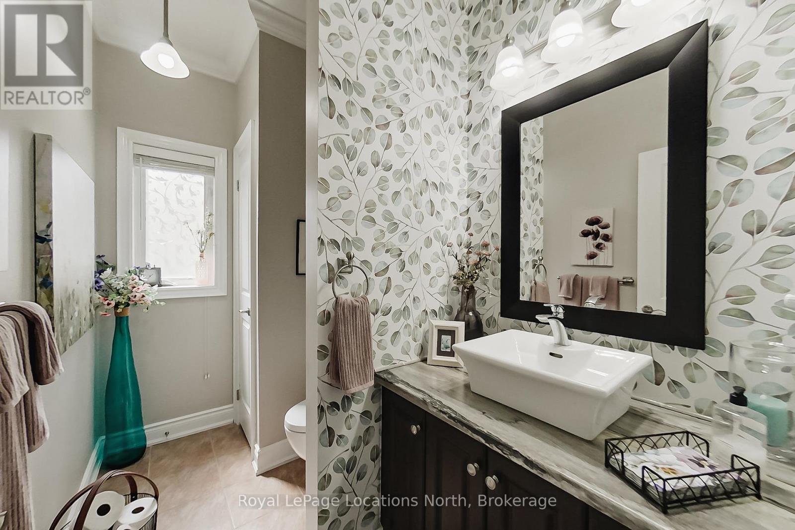 23 COVINGTON BLUE CRESCENT - 18