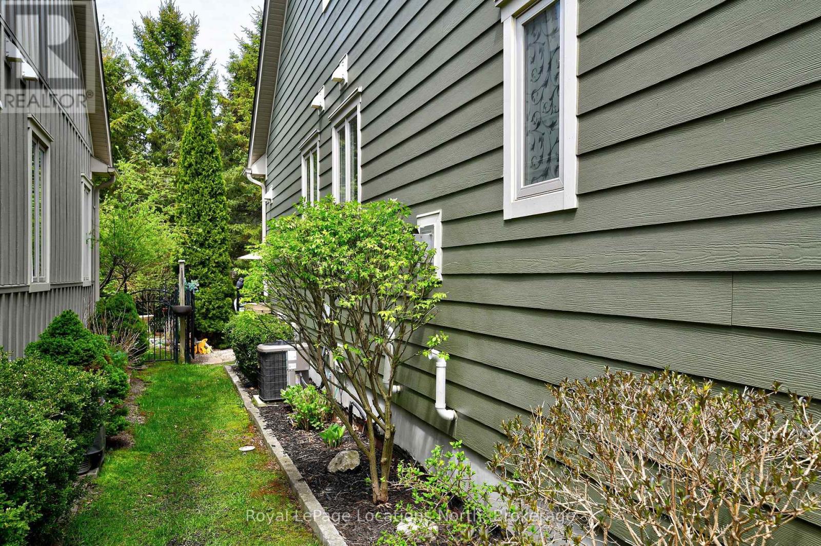 23 COVINGTON BLUE CRESCENT - 35