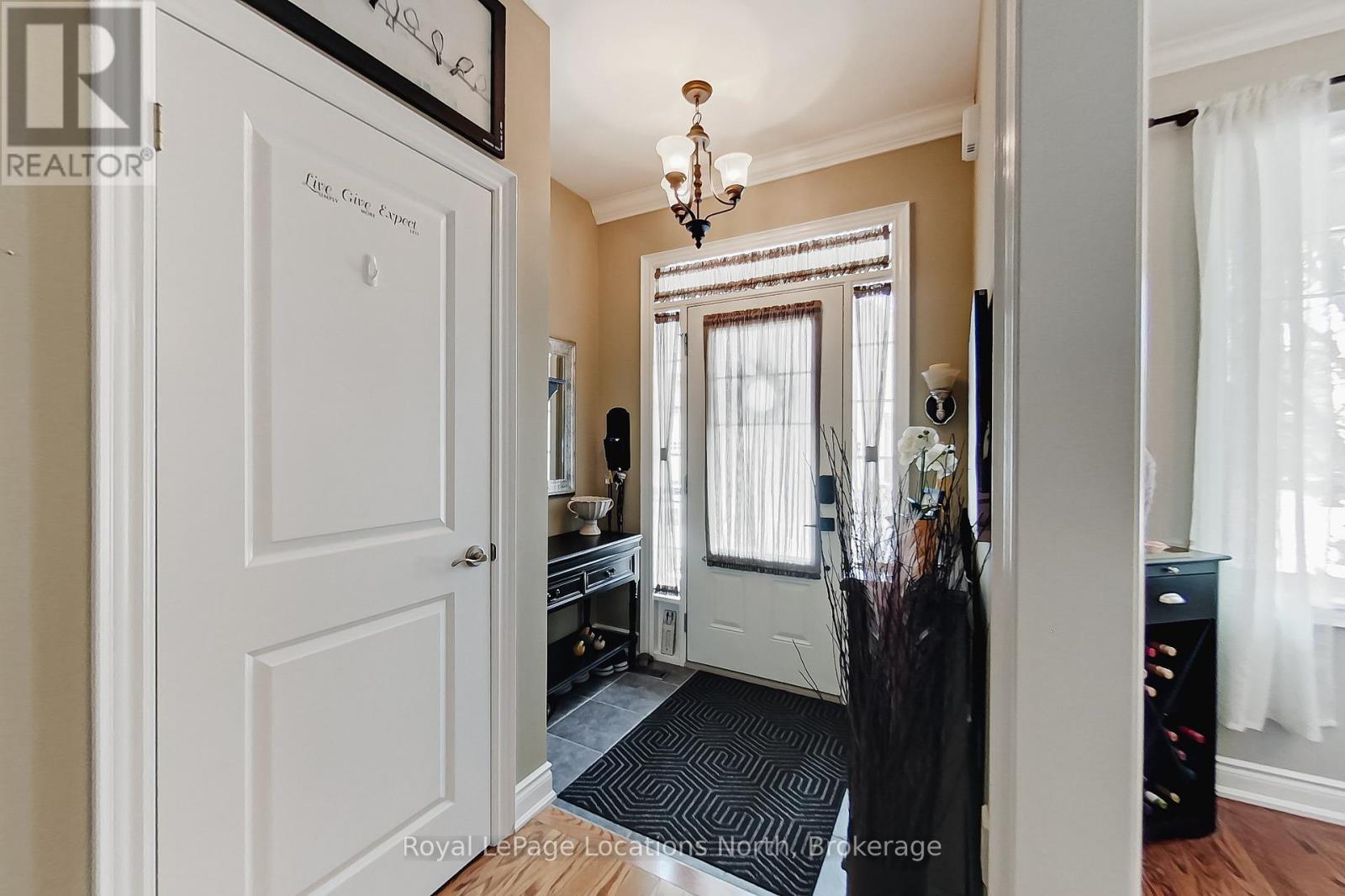 23 COVINGTON BLUE CRESCENT - 4