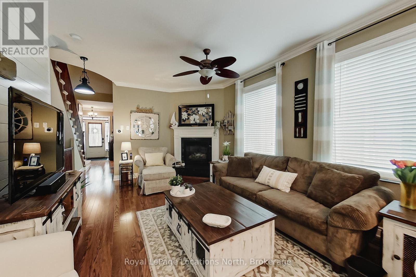 23 COVINGTON BLUE CRESCENT - 8