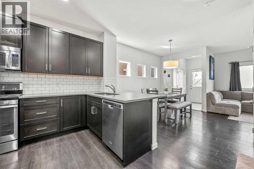 432 Marquis Heights SE - Image 3