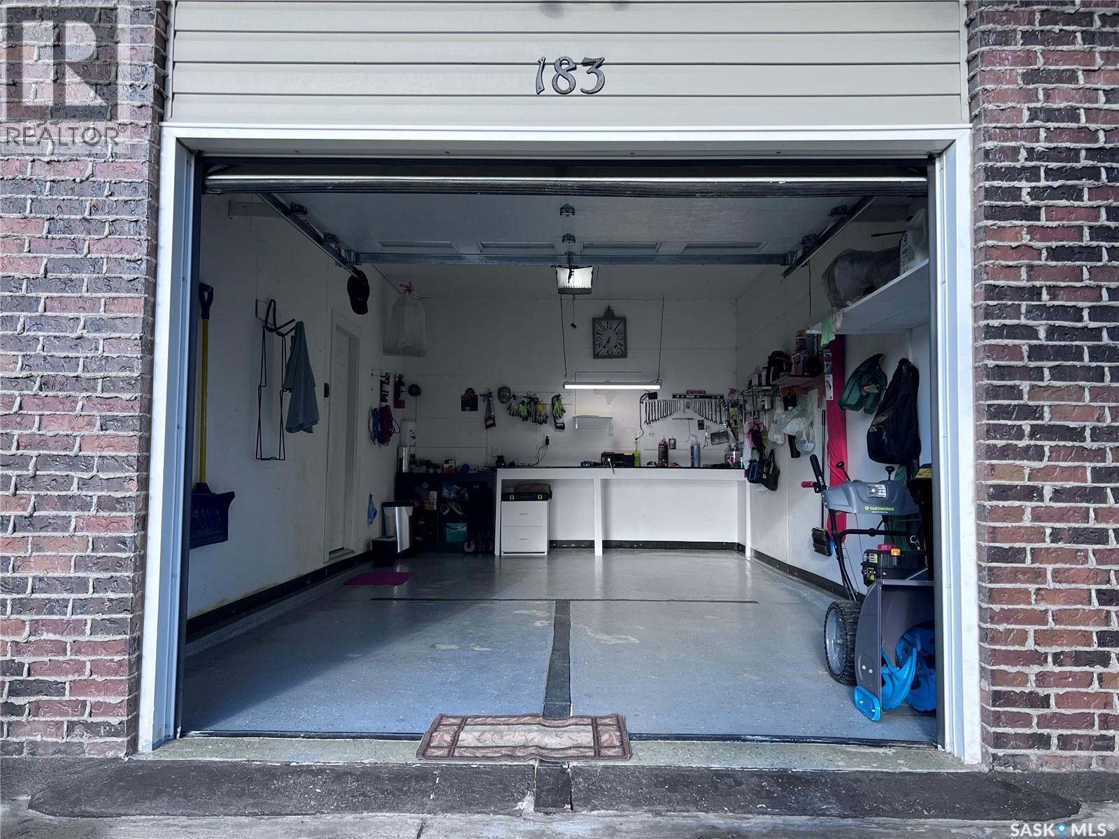 183 Allanbrooke DRIVE - 46