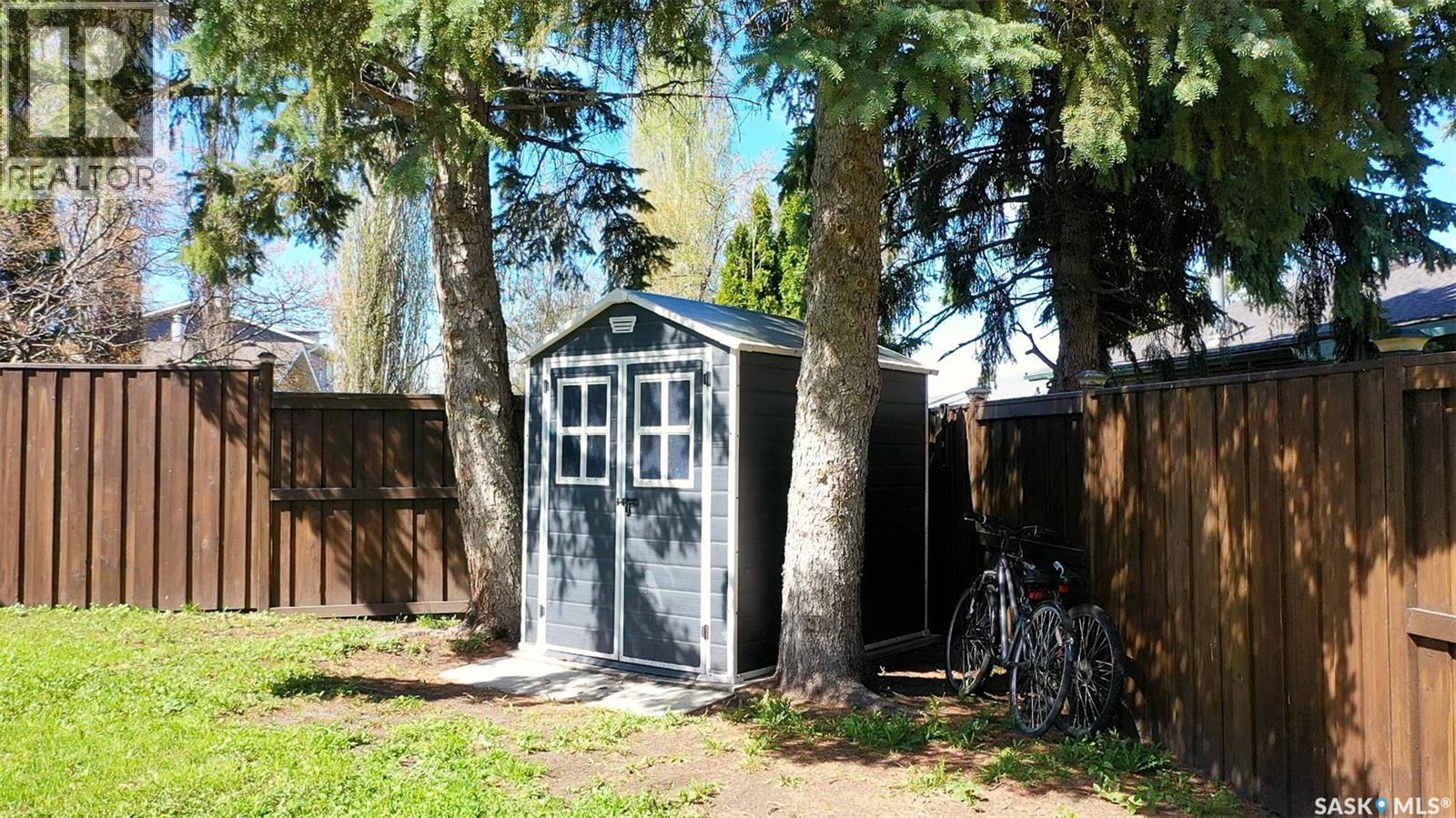 183 Allanbrooke DRIVE - 41