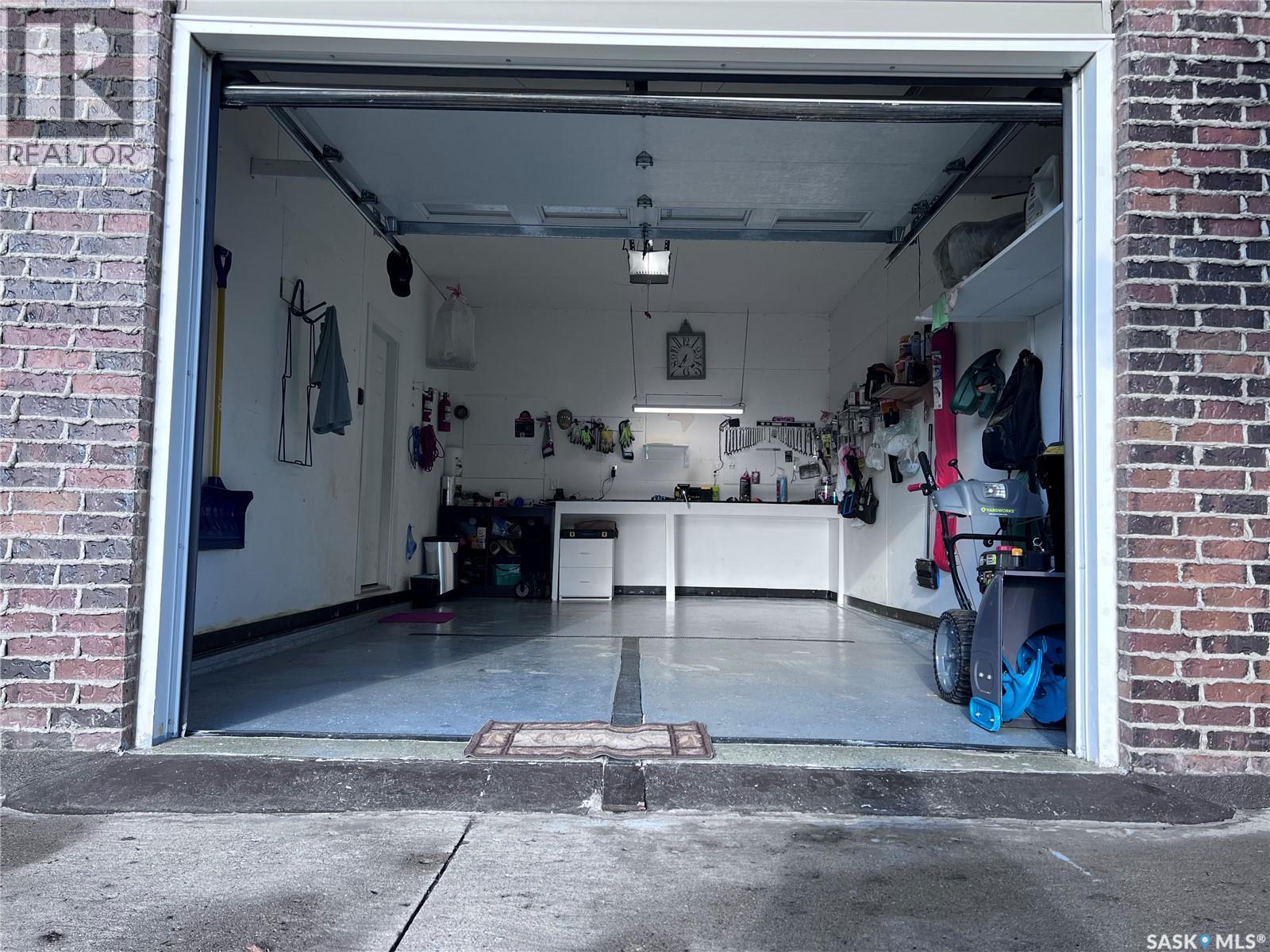 183 Allanbrooke DRIVE - 47
