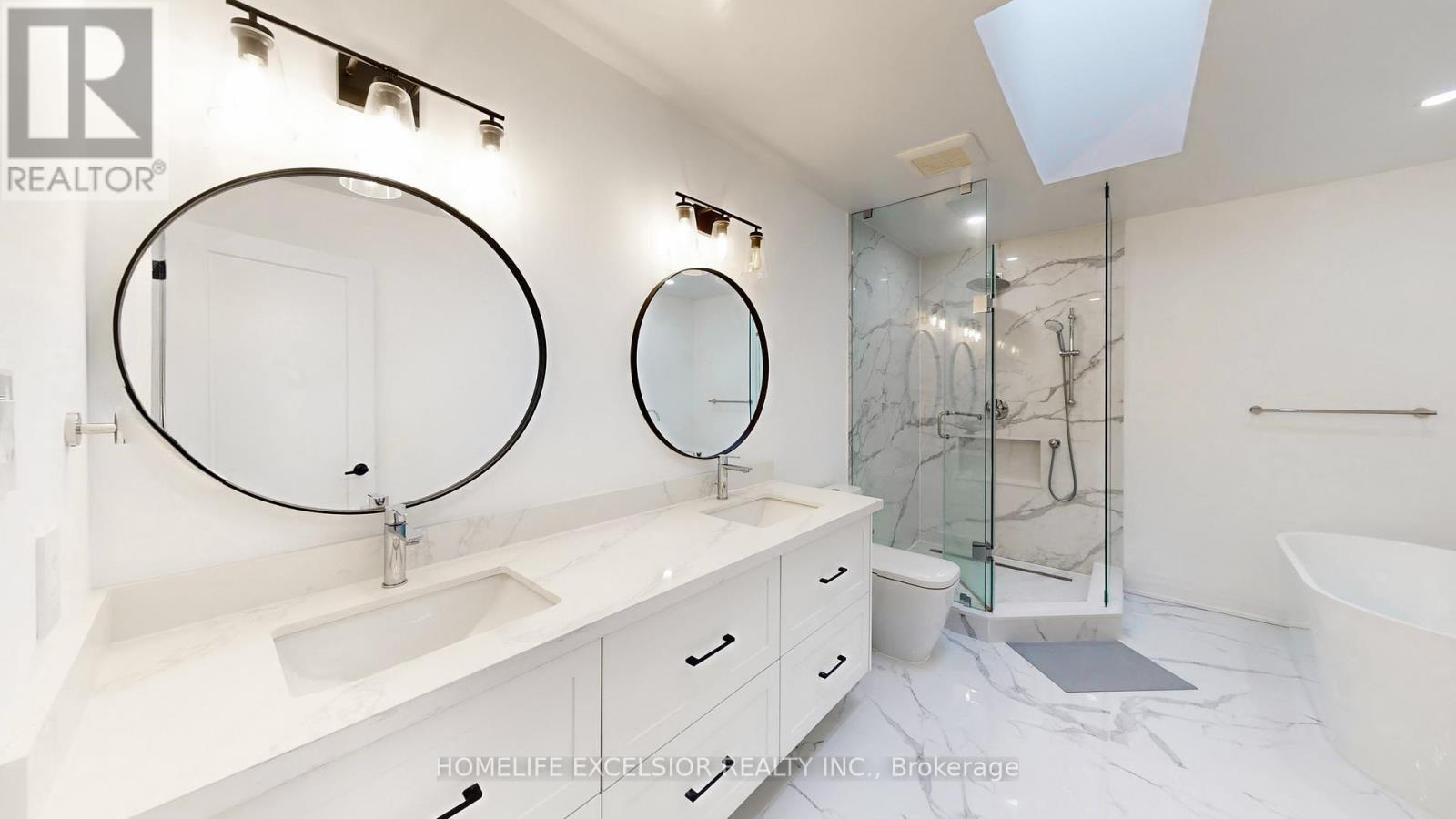84 JESSICA GARDENS - 25