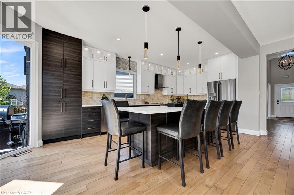 701 BREAKWATER Crescent - 13