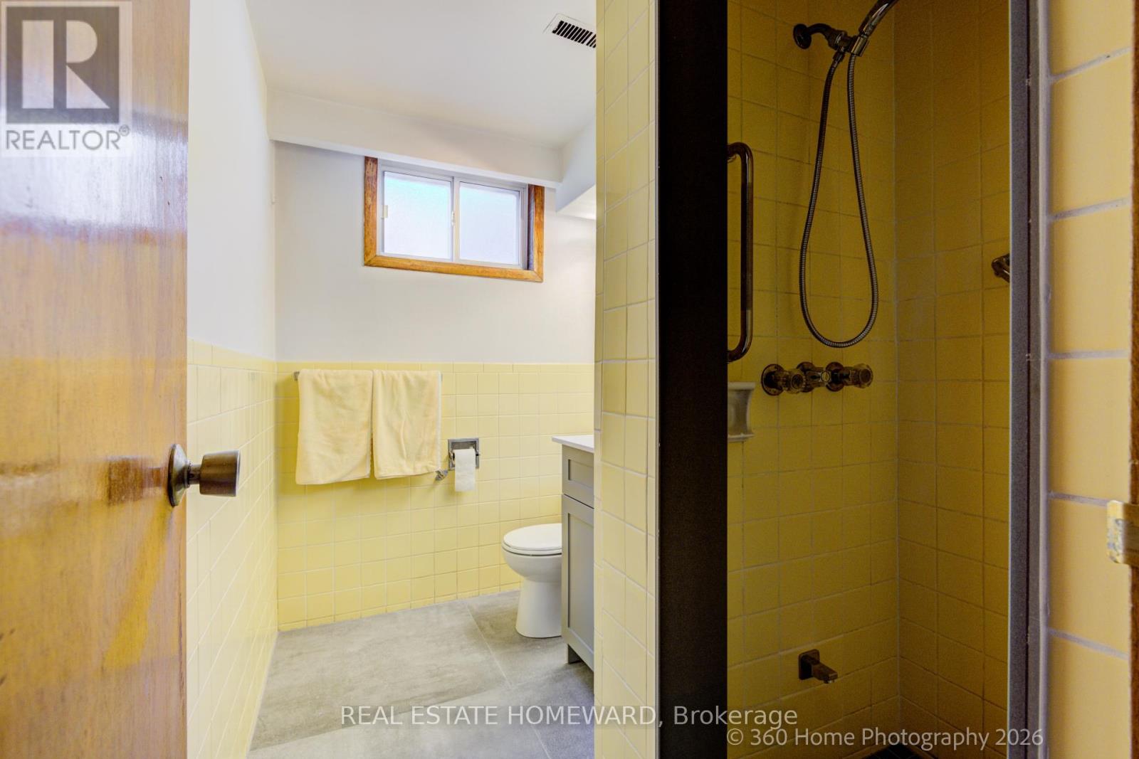 42 ANNABELLE DRIVE - 23