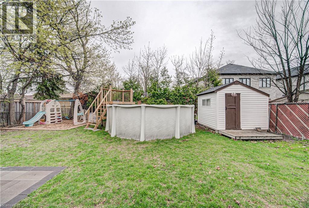 8 SANFORD Crescent - 36