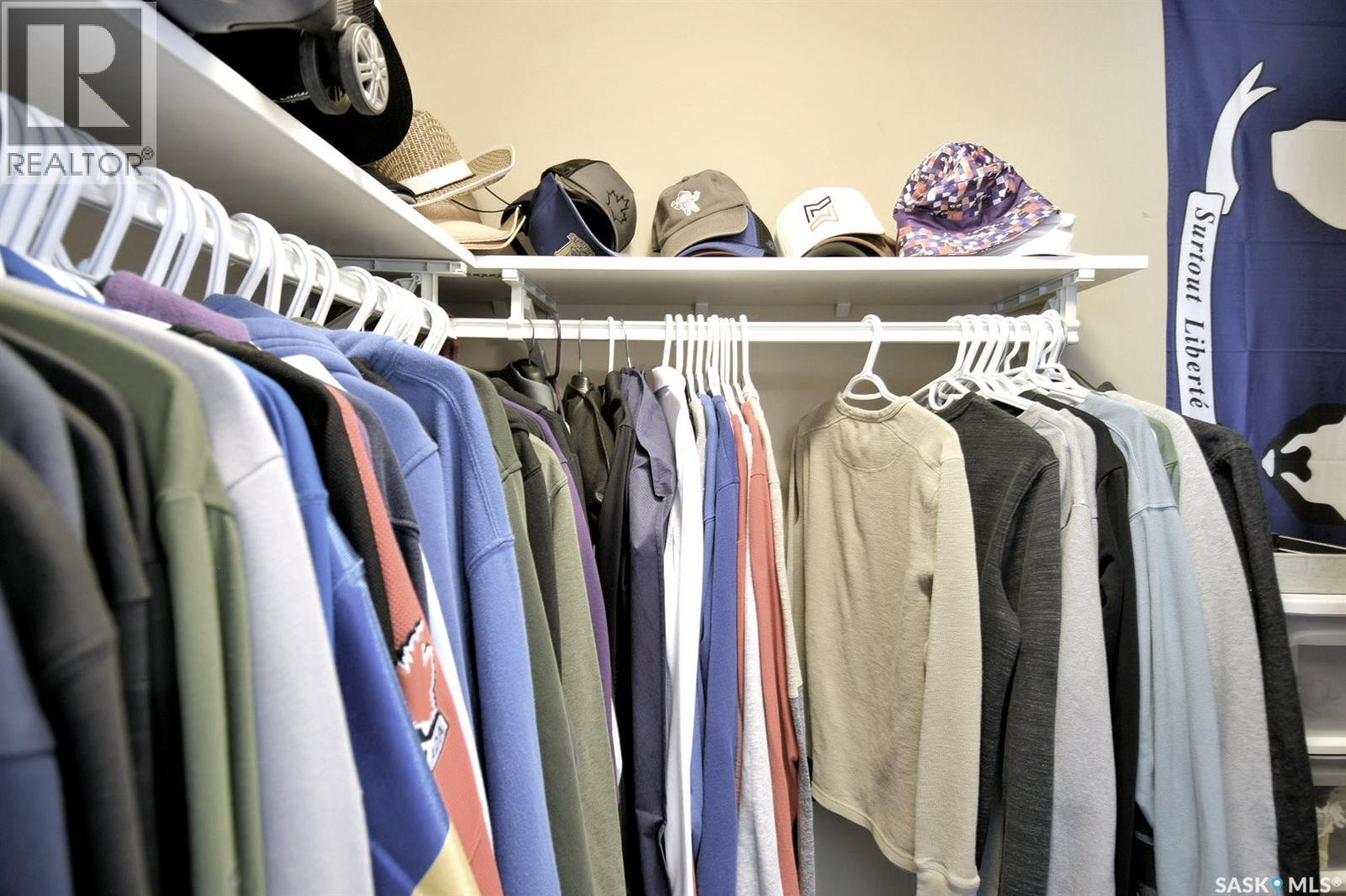 #102 1022 Hampton CIRCLE - 18