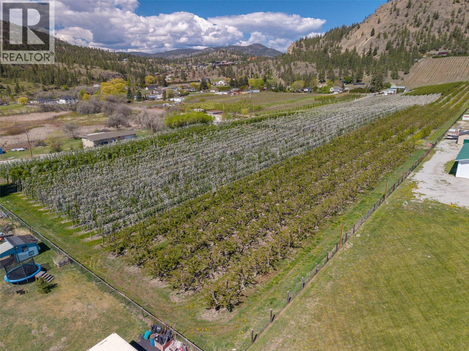  5803 Lewes Avenue, Summerland