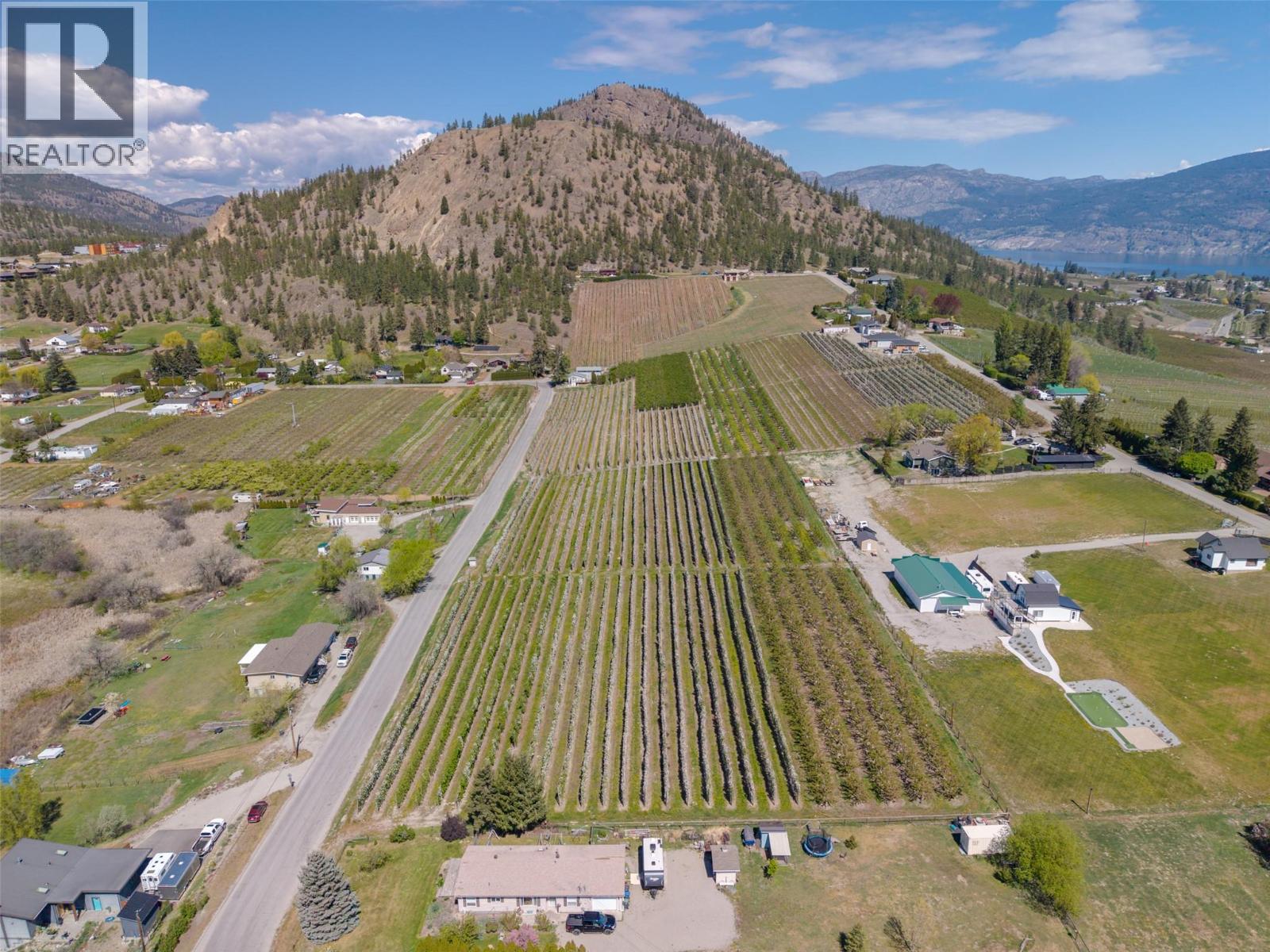  5803 Lewes Avenue, Summerland