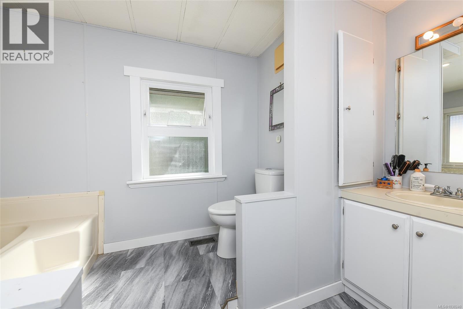 610 Nechako Ave - 28