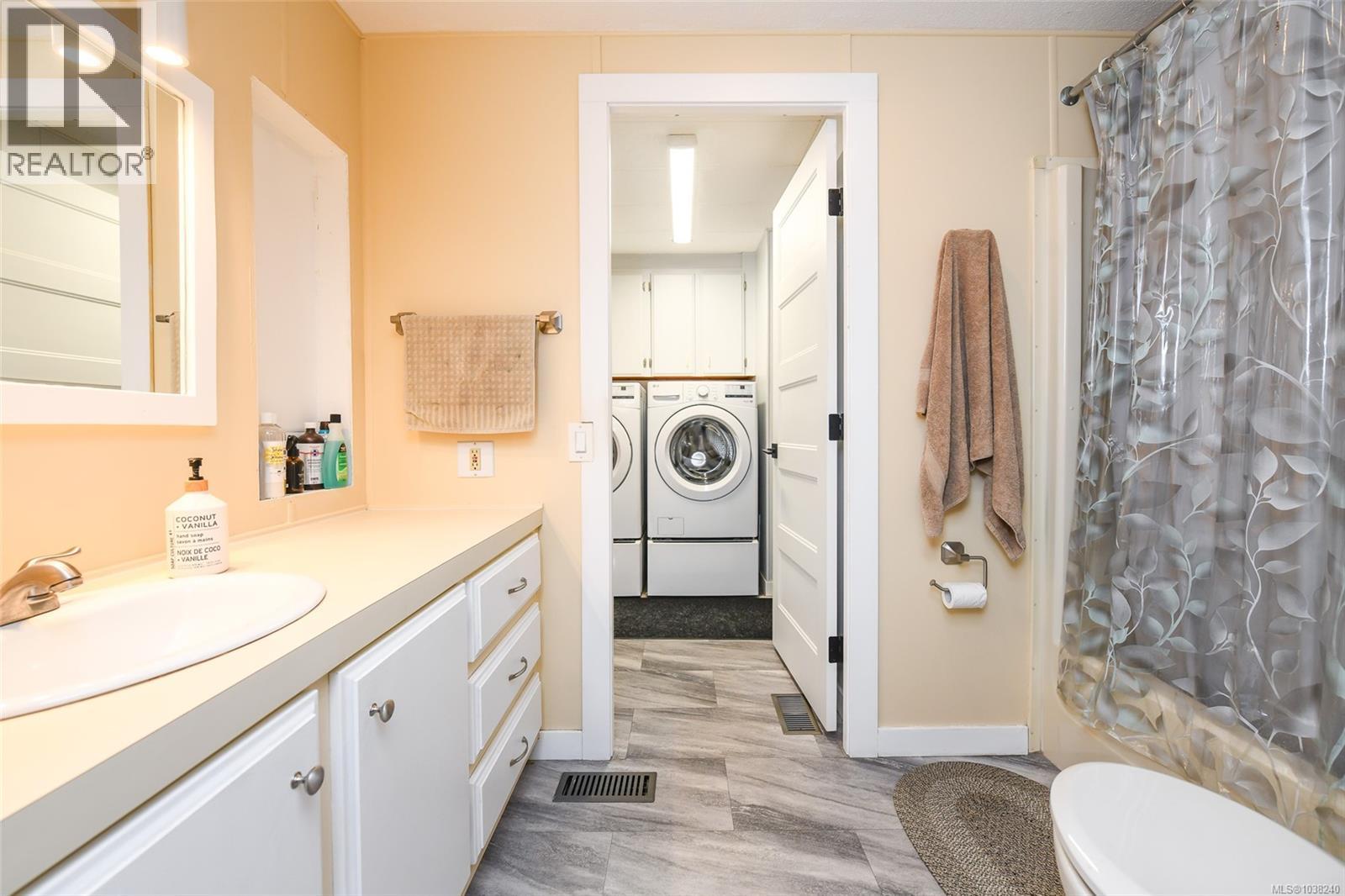 610 Nechako Ave - 31