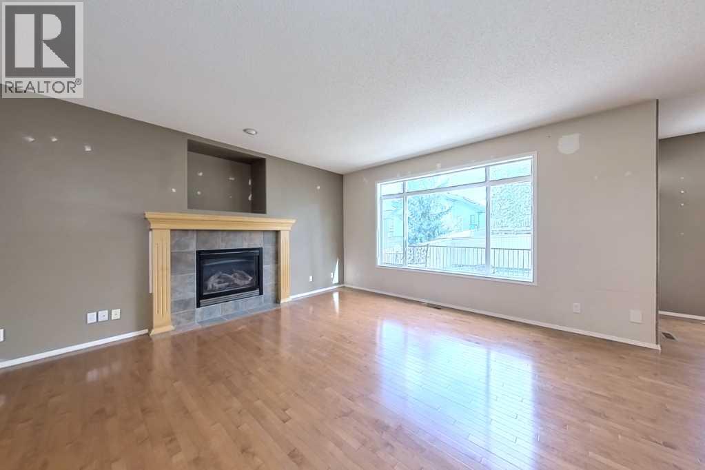 39 Simcoe Terrace SW - 4