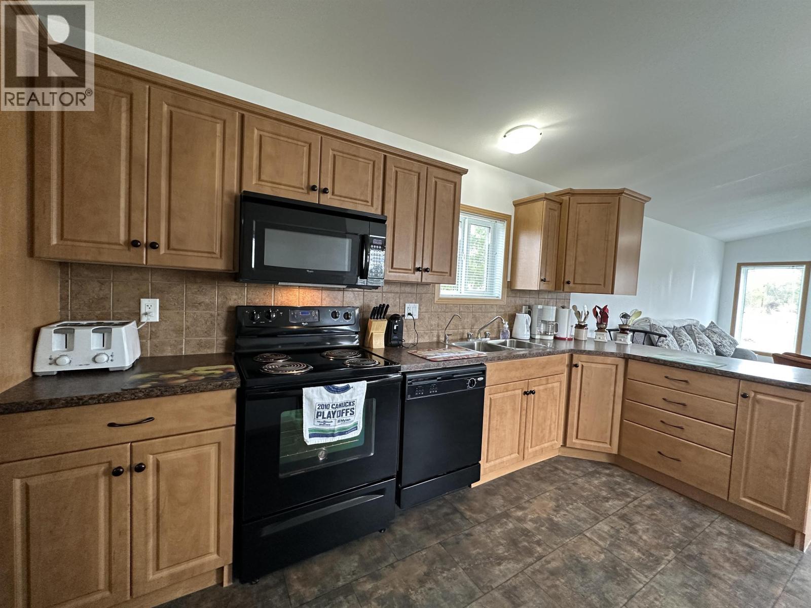 2510 NORTH BONAPARTE ROAD - 13