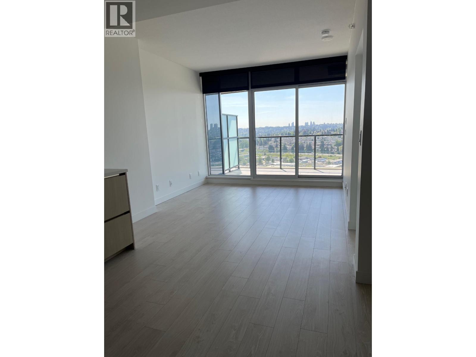 2301 4890 LOUGHEED HIGHWAY, Burnaby
