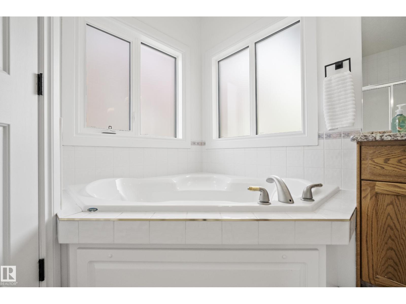 #139 52304 RGE ROAD 233 RD - 29