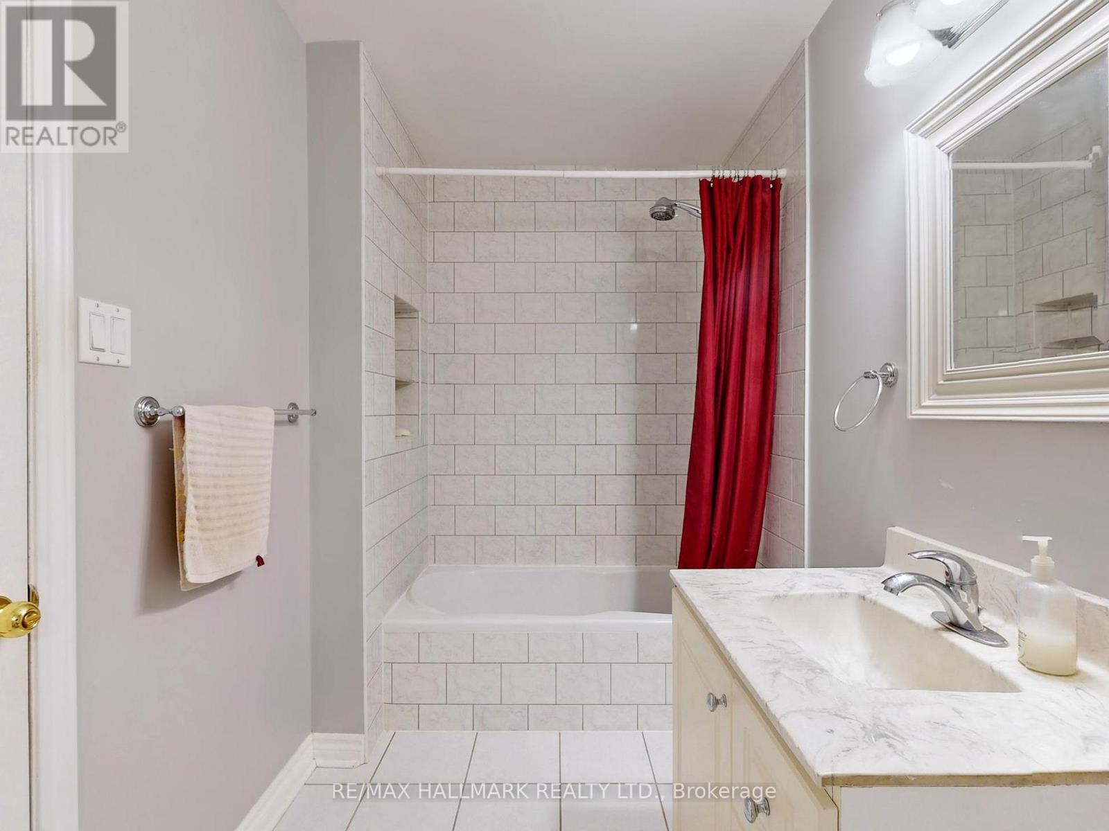 16 DUNBOYNE COURT - 38