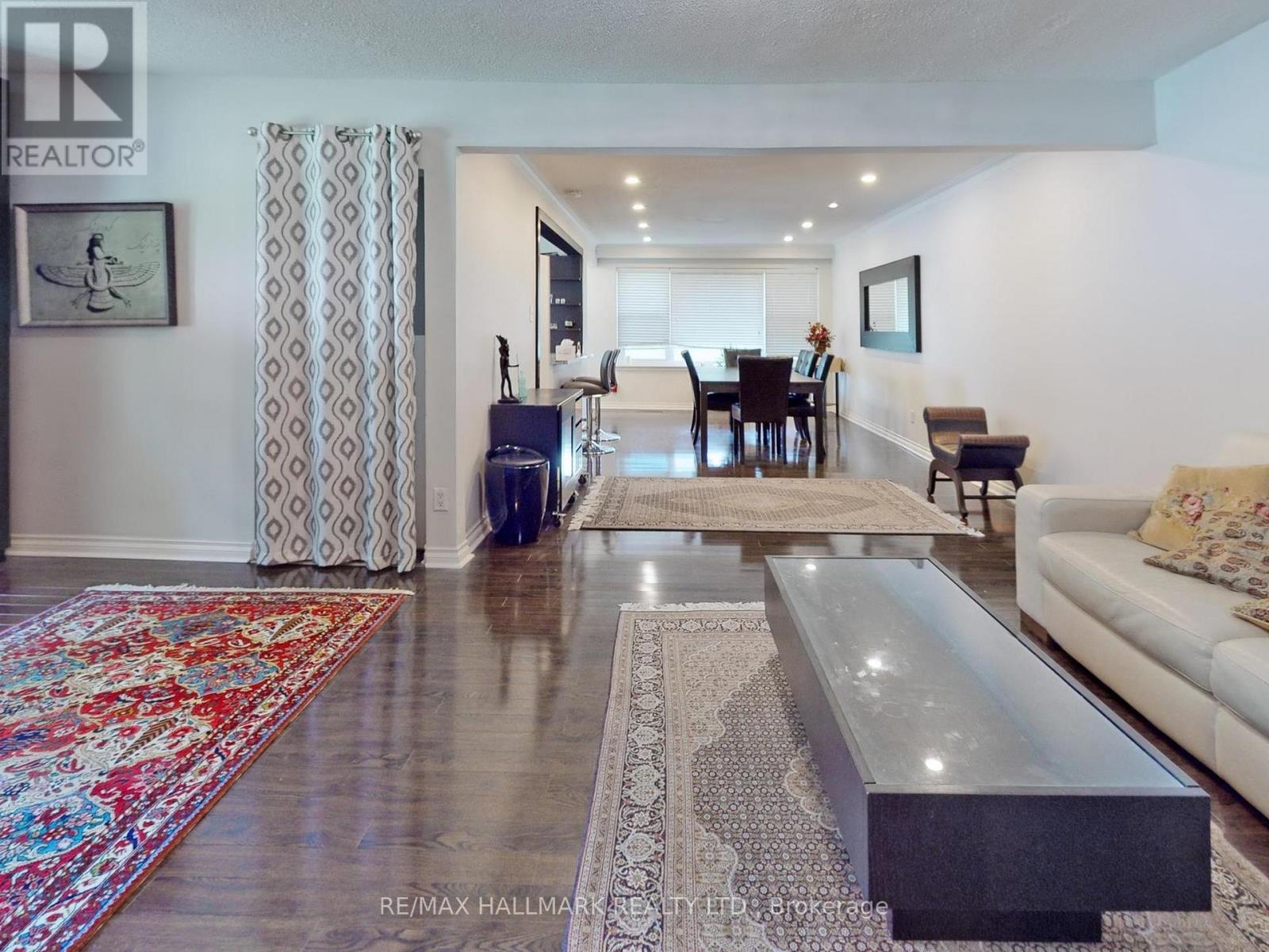 16 DUNBOYNE COURT - 9