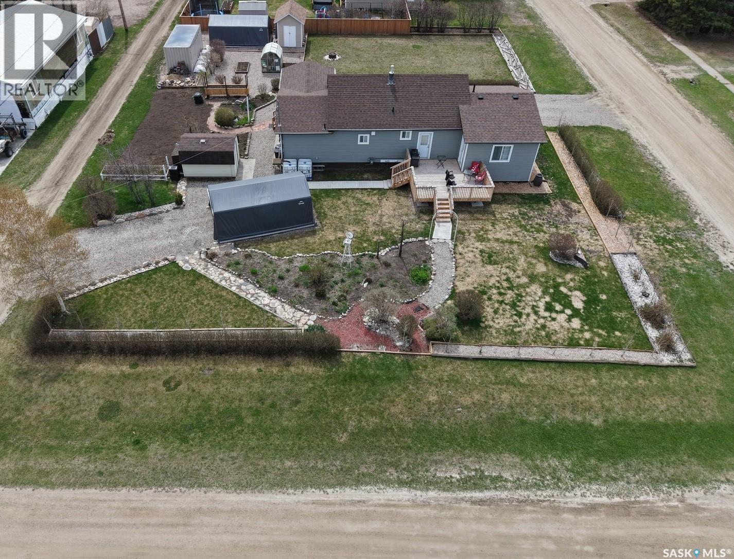 302 Rustad AVENUE - Image 2