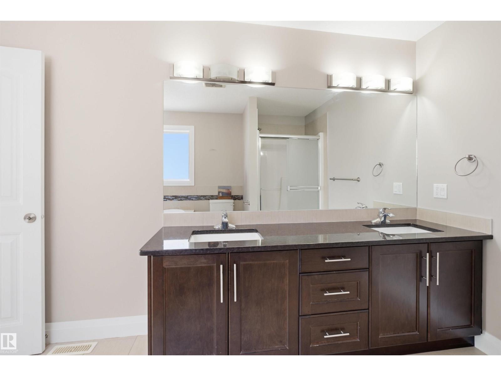 16807 54 ST NW - 26