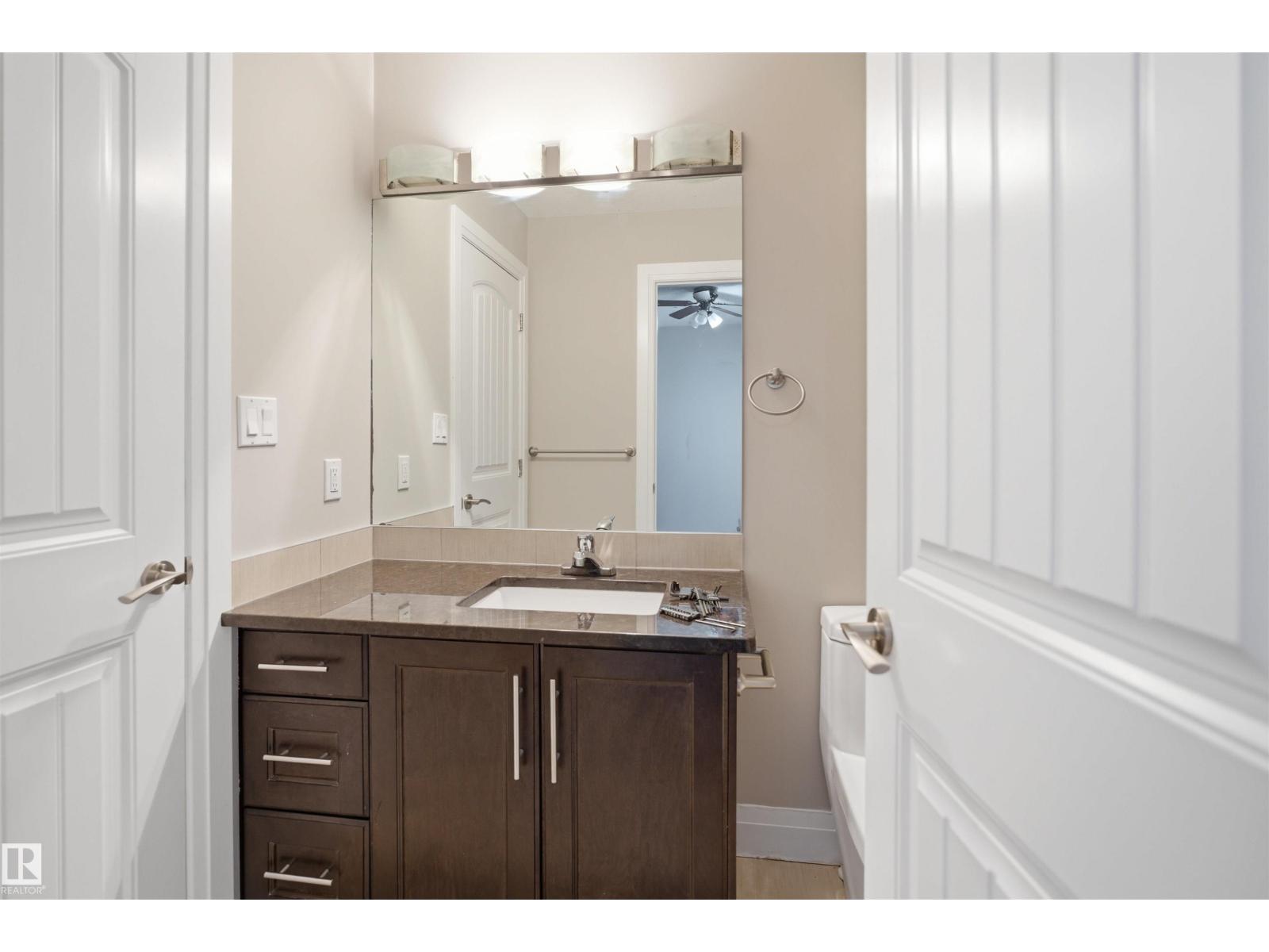 16807 54 ST NW - 31