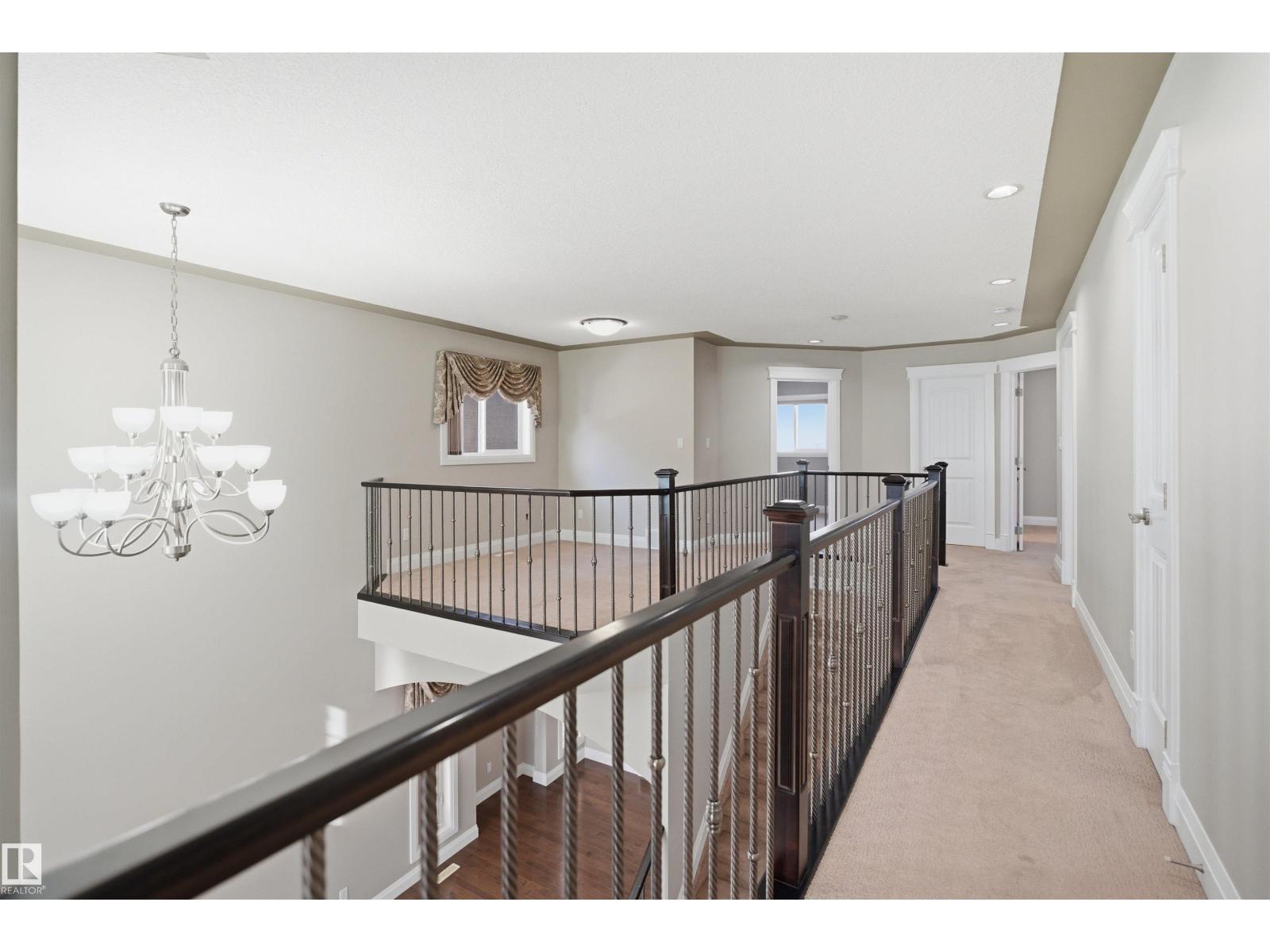 16807 54 ST NW - 35